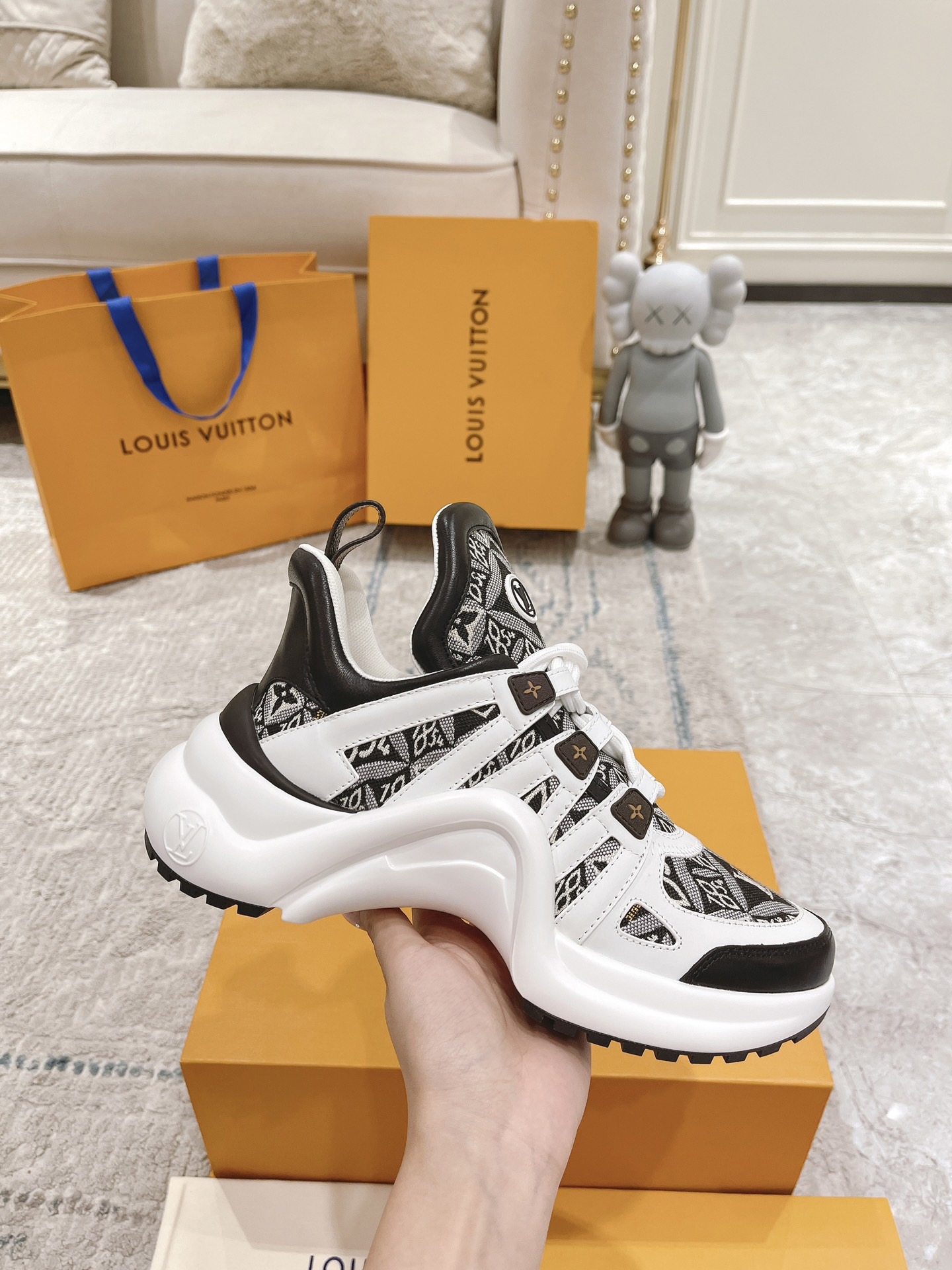 Women L*ouis V*uitton Top Sneaker Maikesneakers