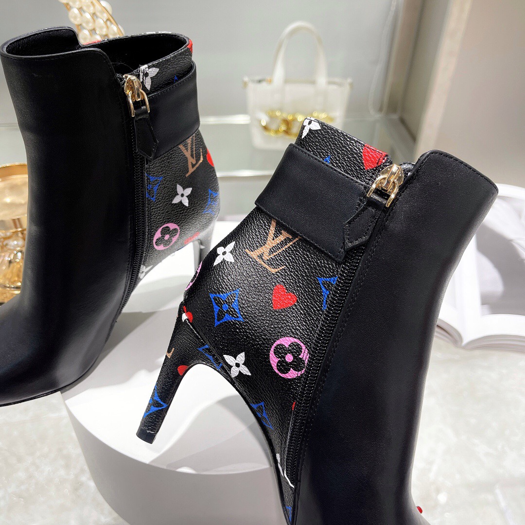 Women L*ouis V*uitton Top Boots Maikesneakers