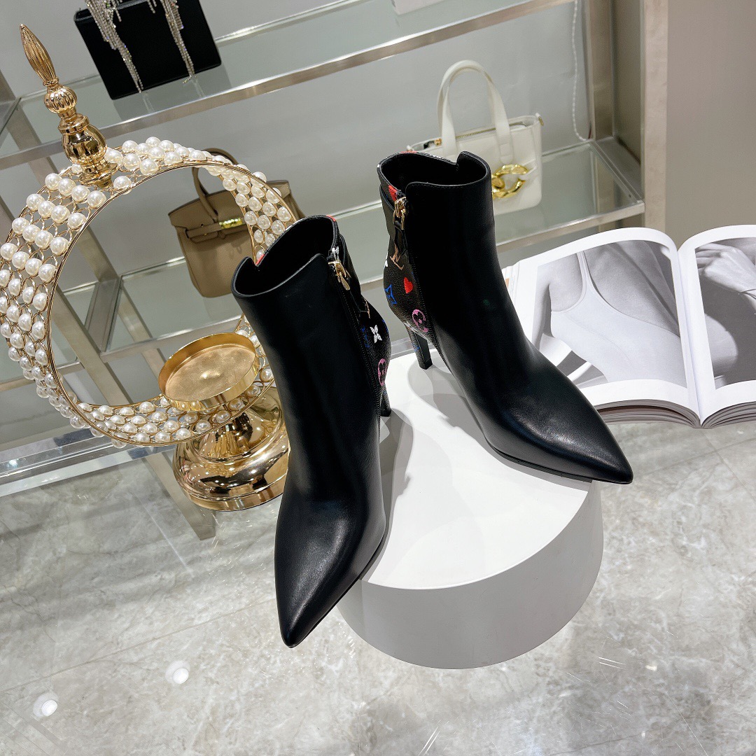 Women L*ouis V*uitton Top Boots Maikesneakers
