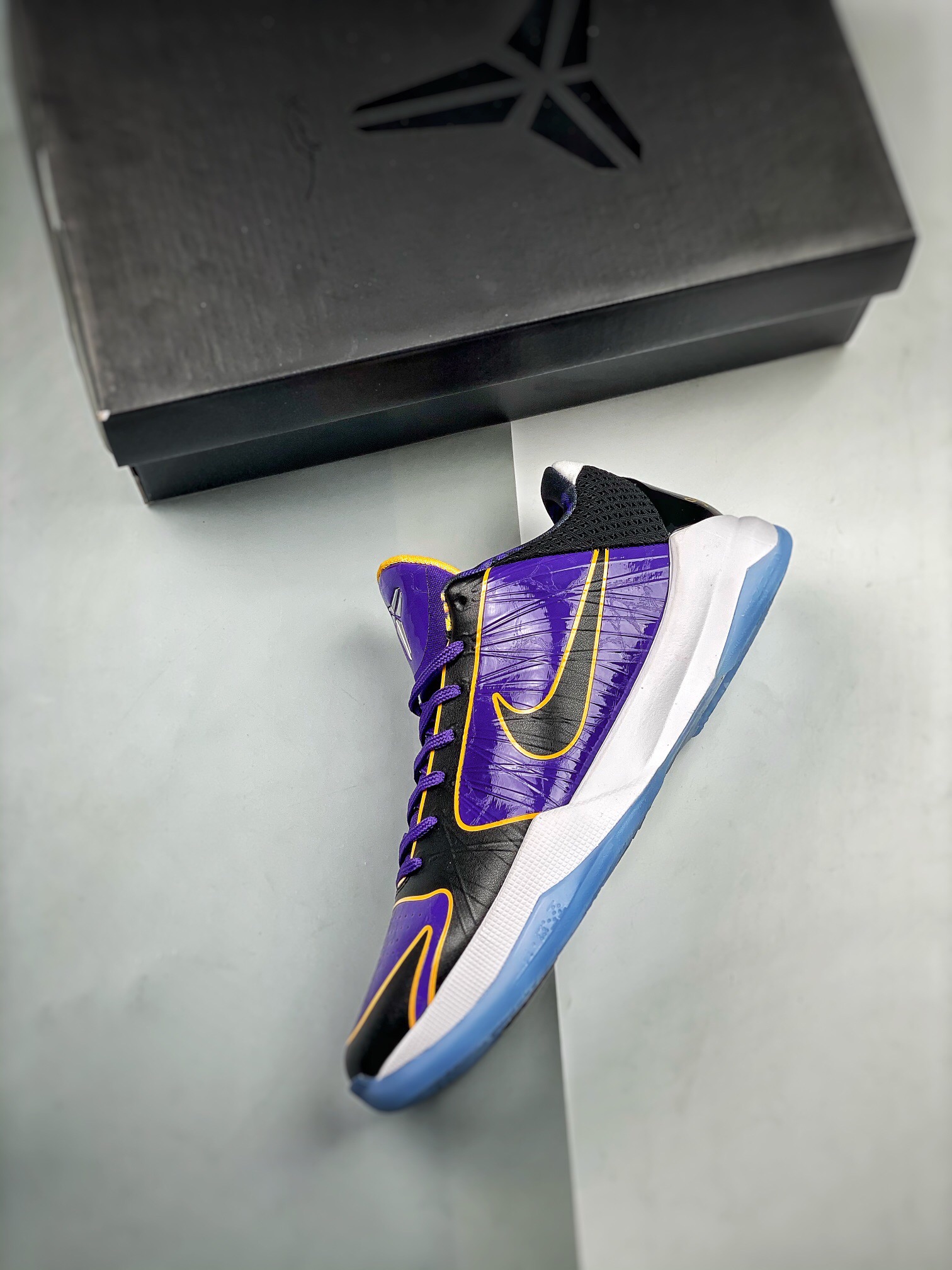 NIKE zoom Kobe 5