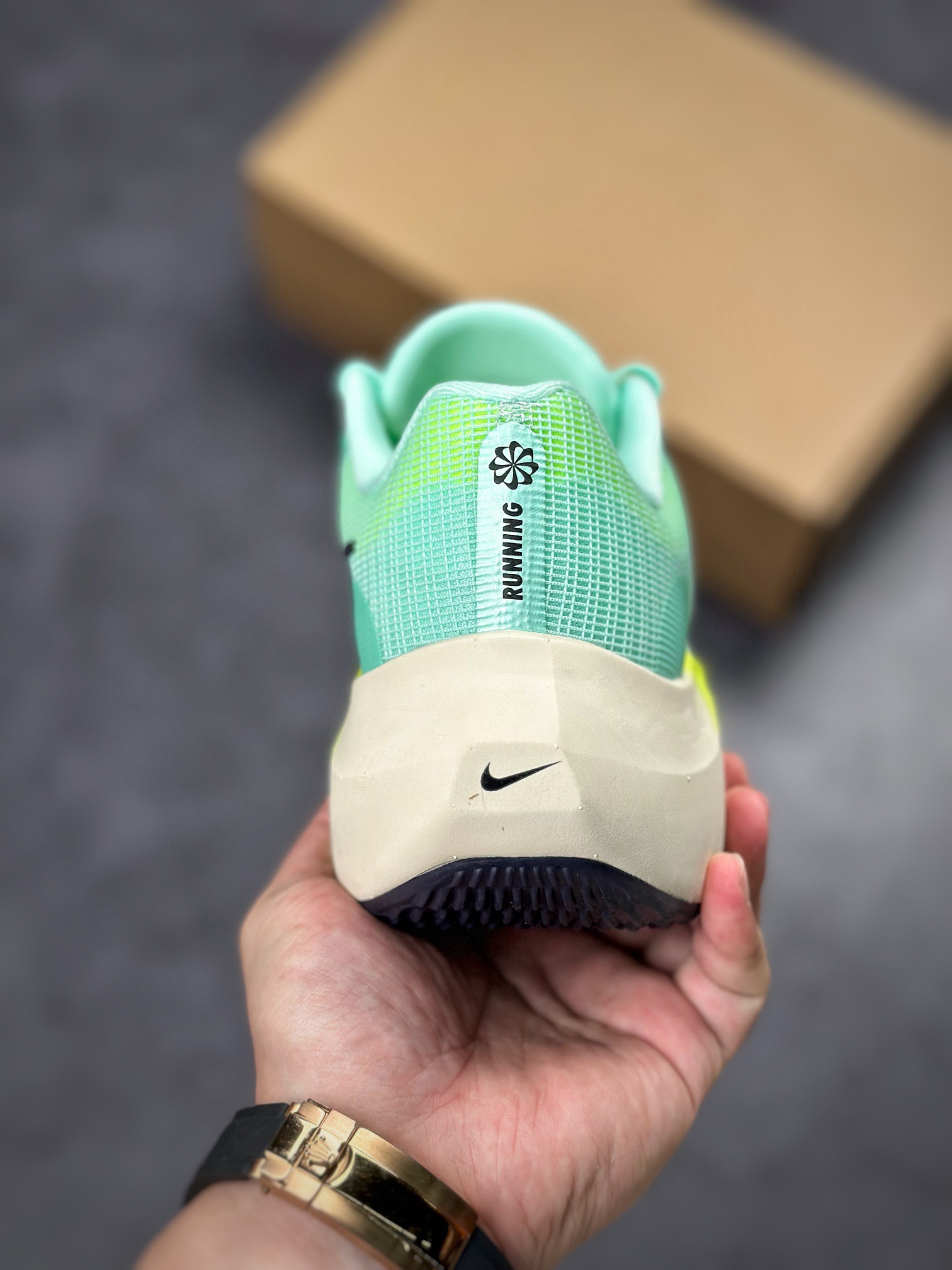 Men Nike zoom fly 5
