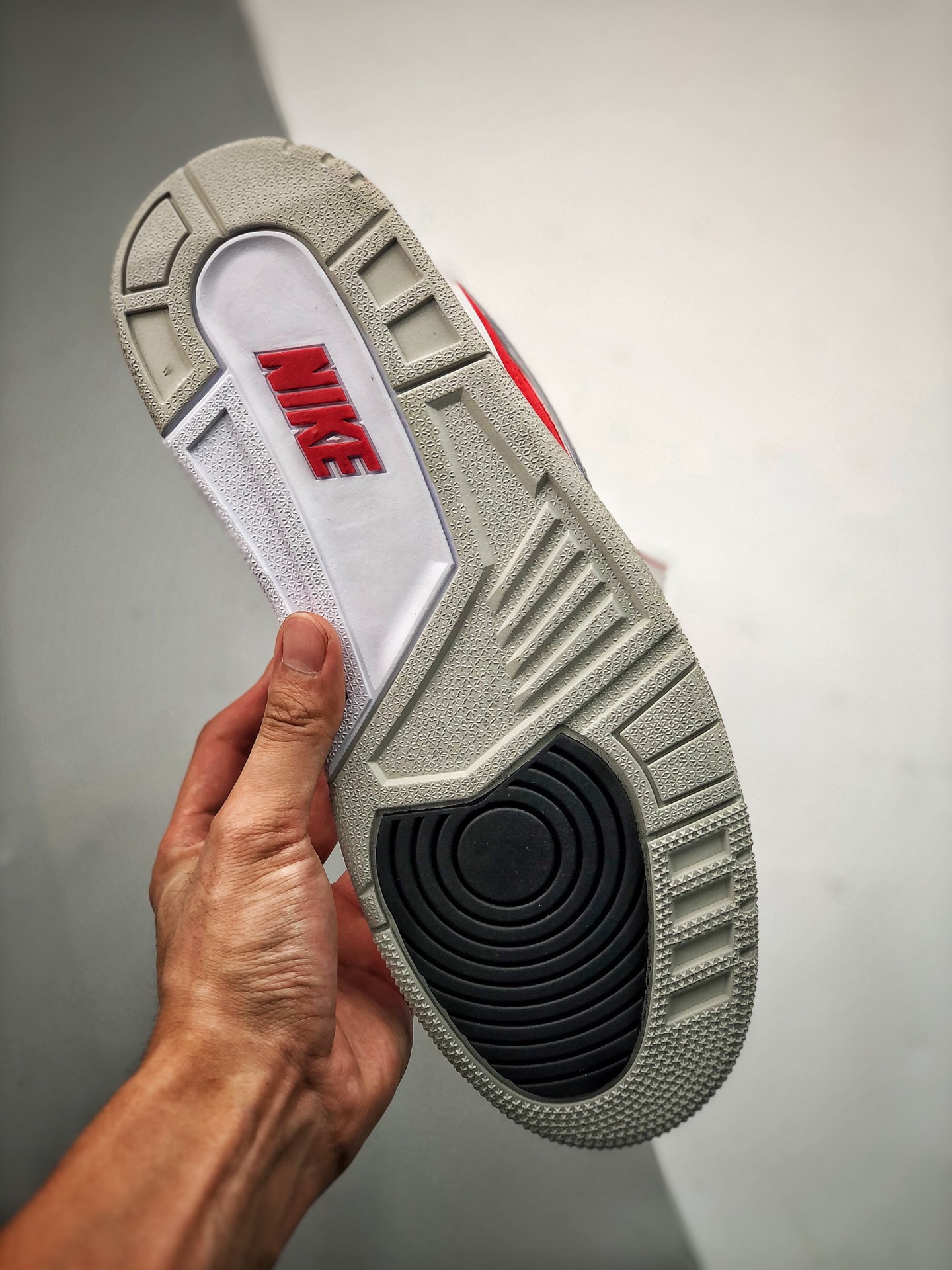 NIKE Air Jordan 3 tinker air max 1