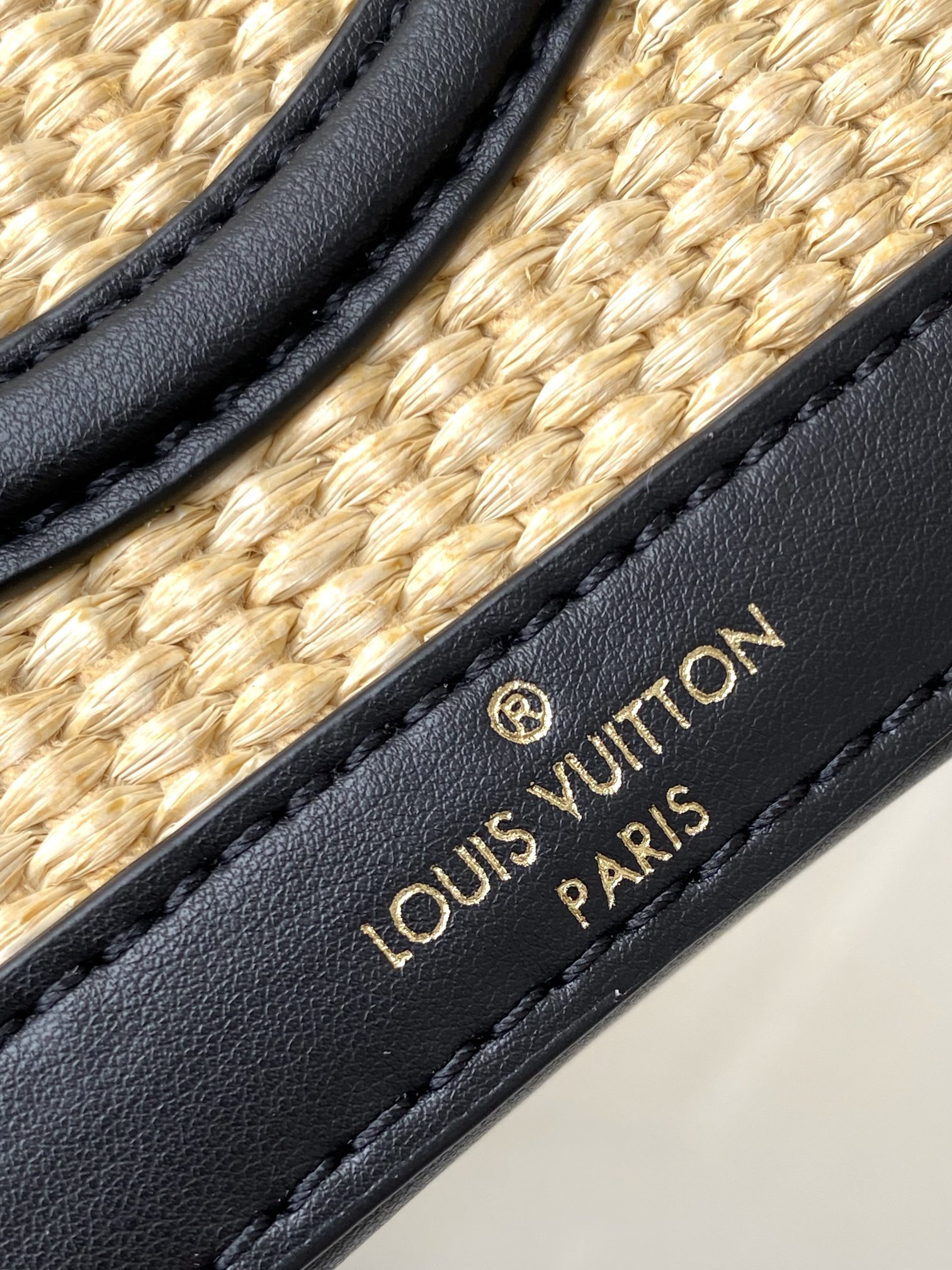 L*ouis V*uitton m4631859961 Top Bag
