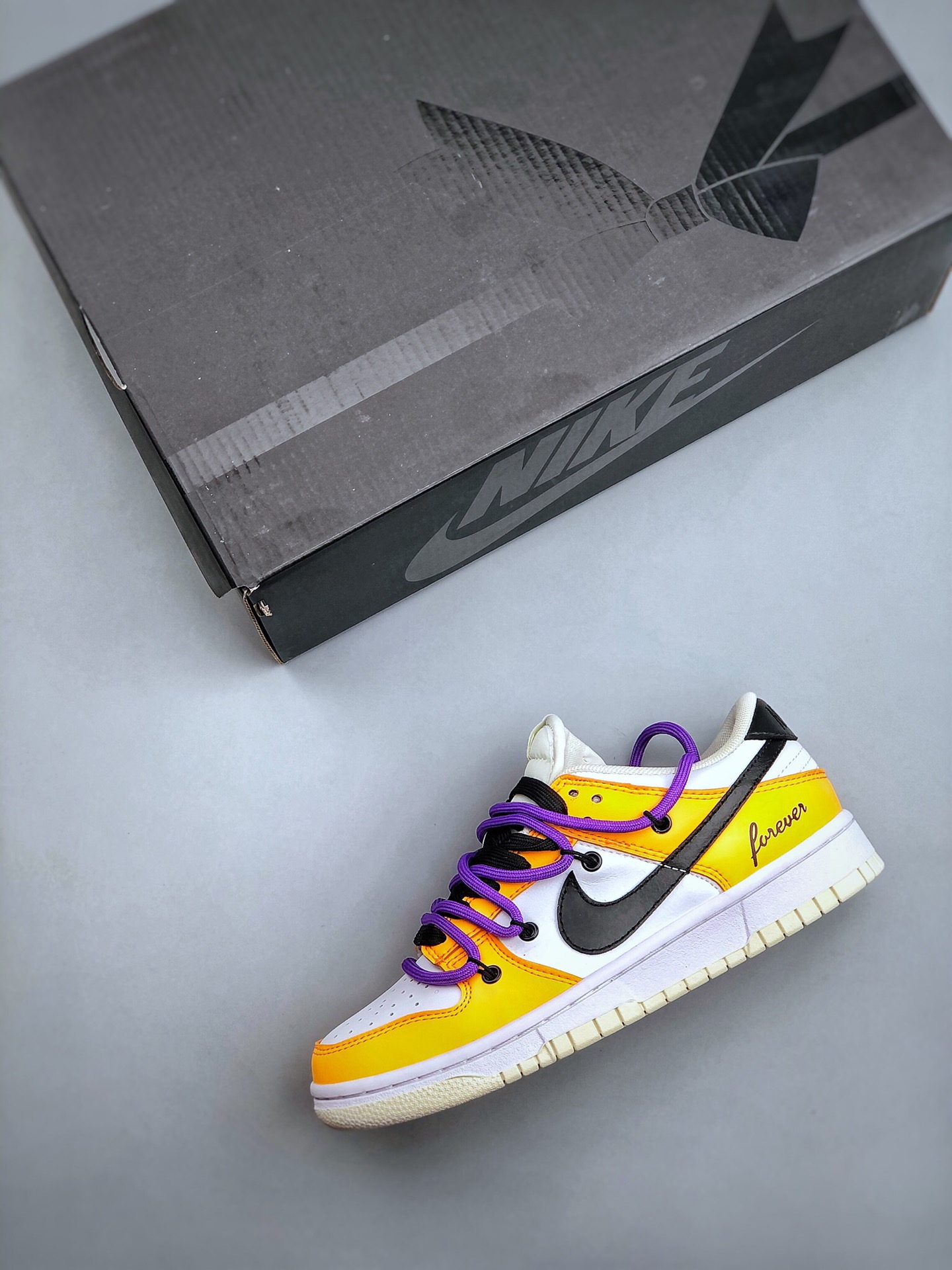 Nike SB dunk low
