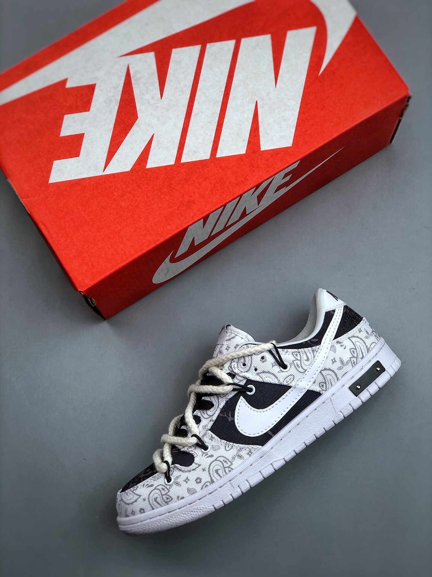 Nike SB Dunk low