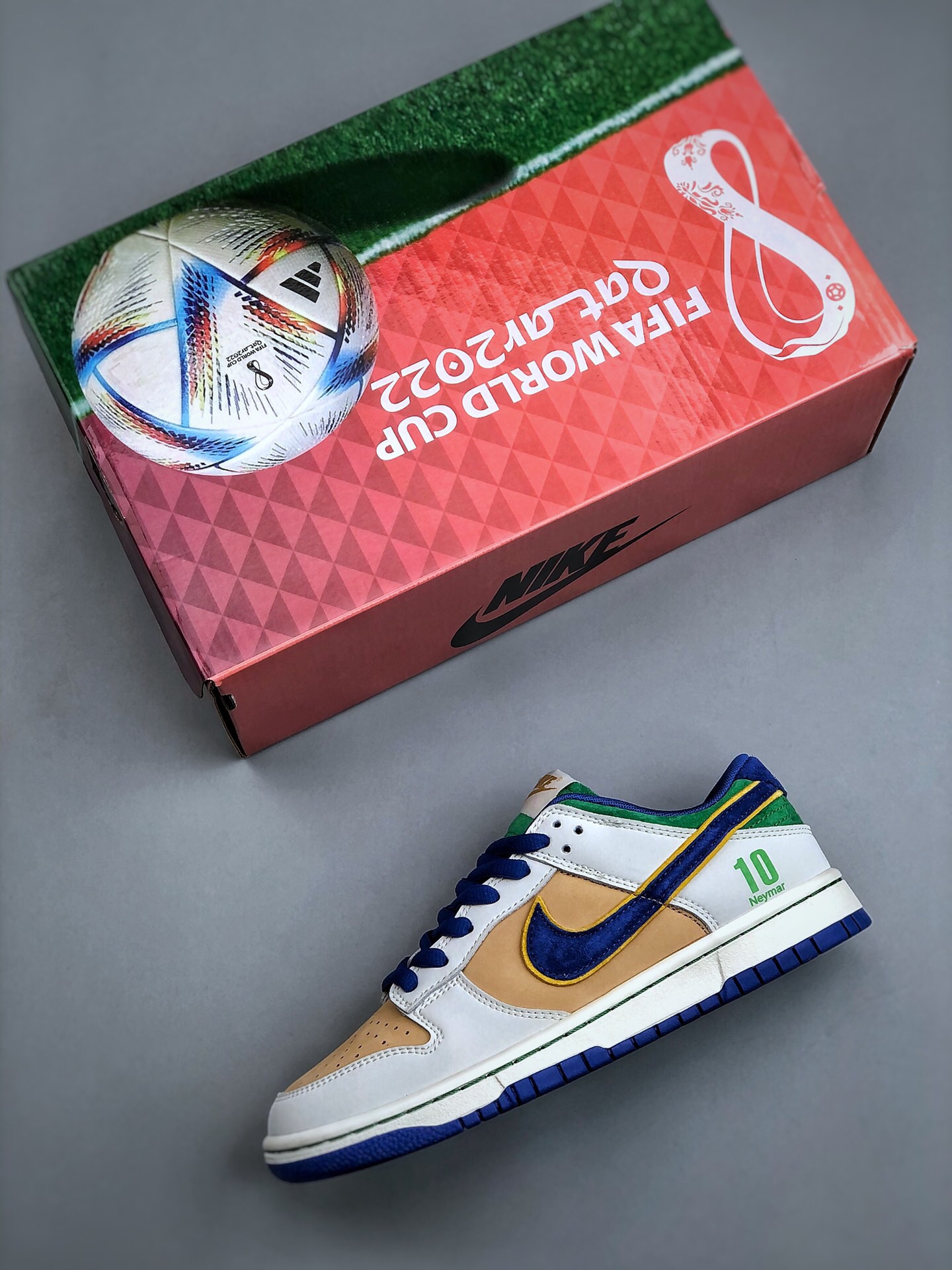 Nike SB Dunk Low