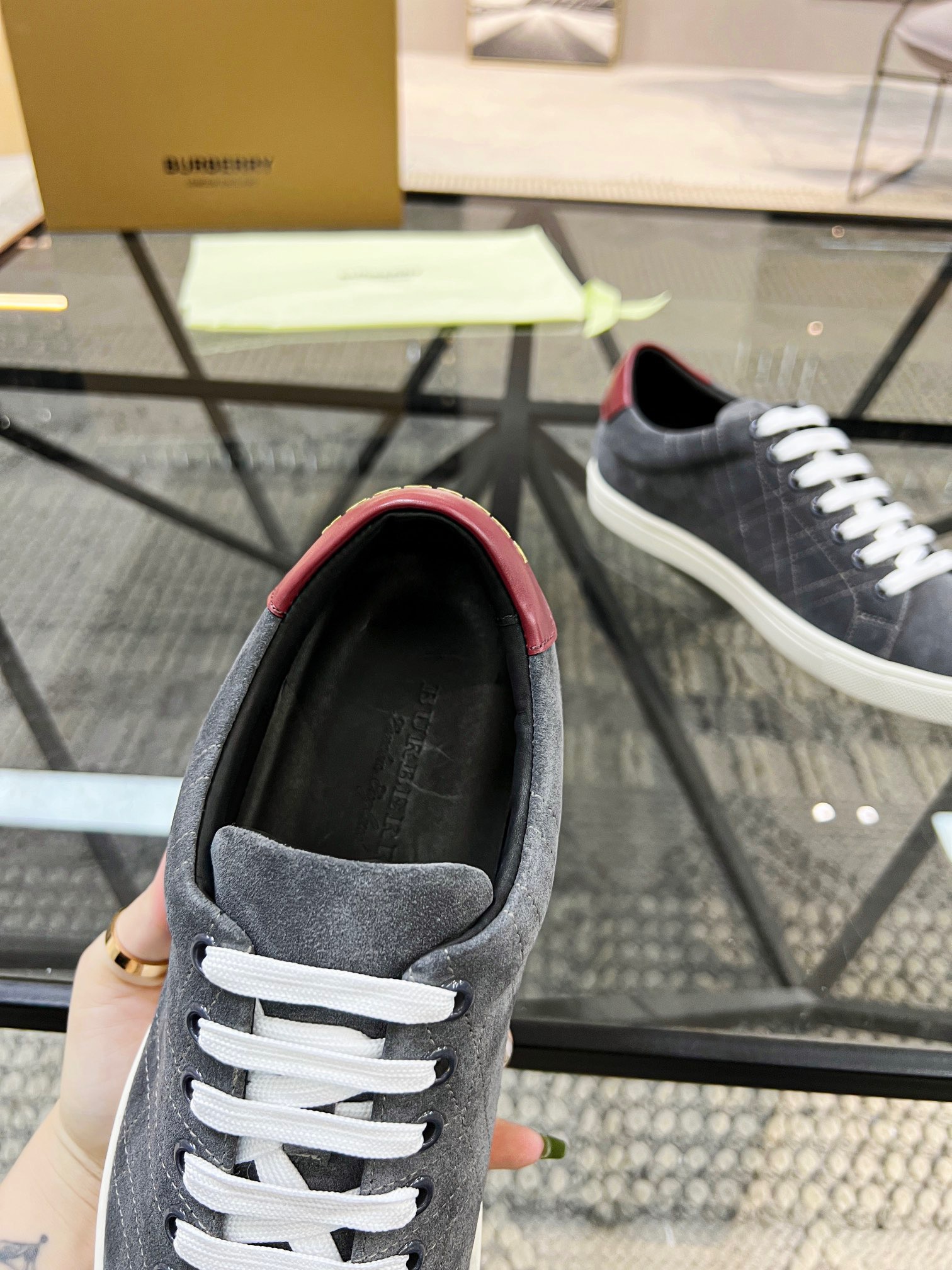 Men B*rberry Sneaker ()