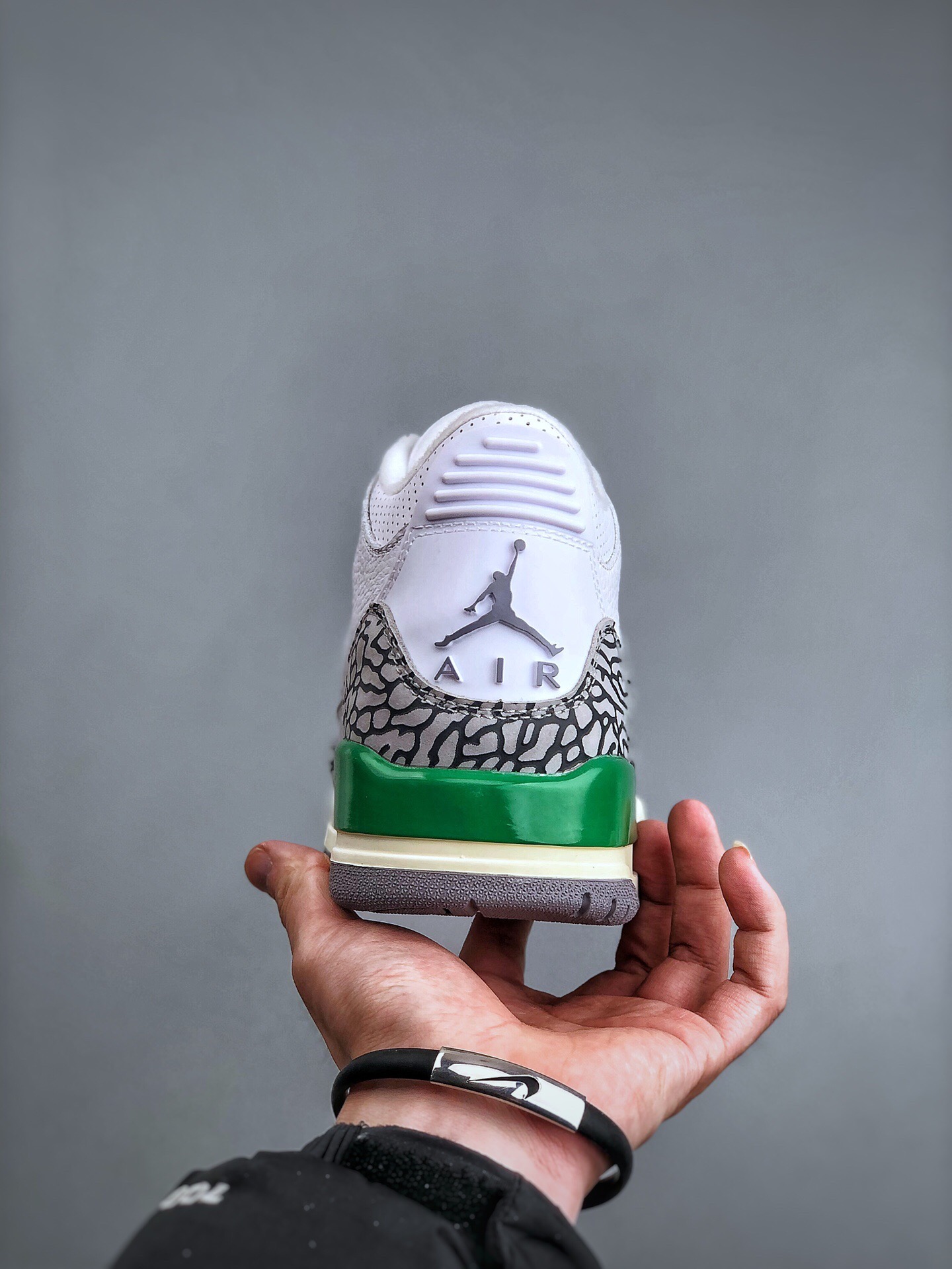 NIKE Air Jordan 3