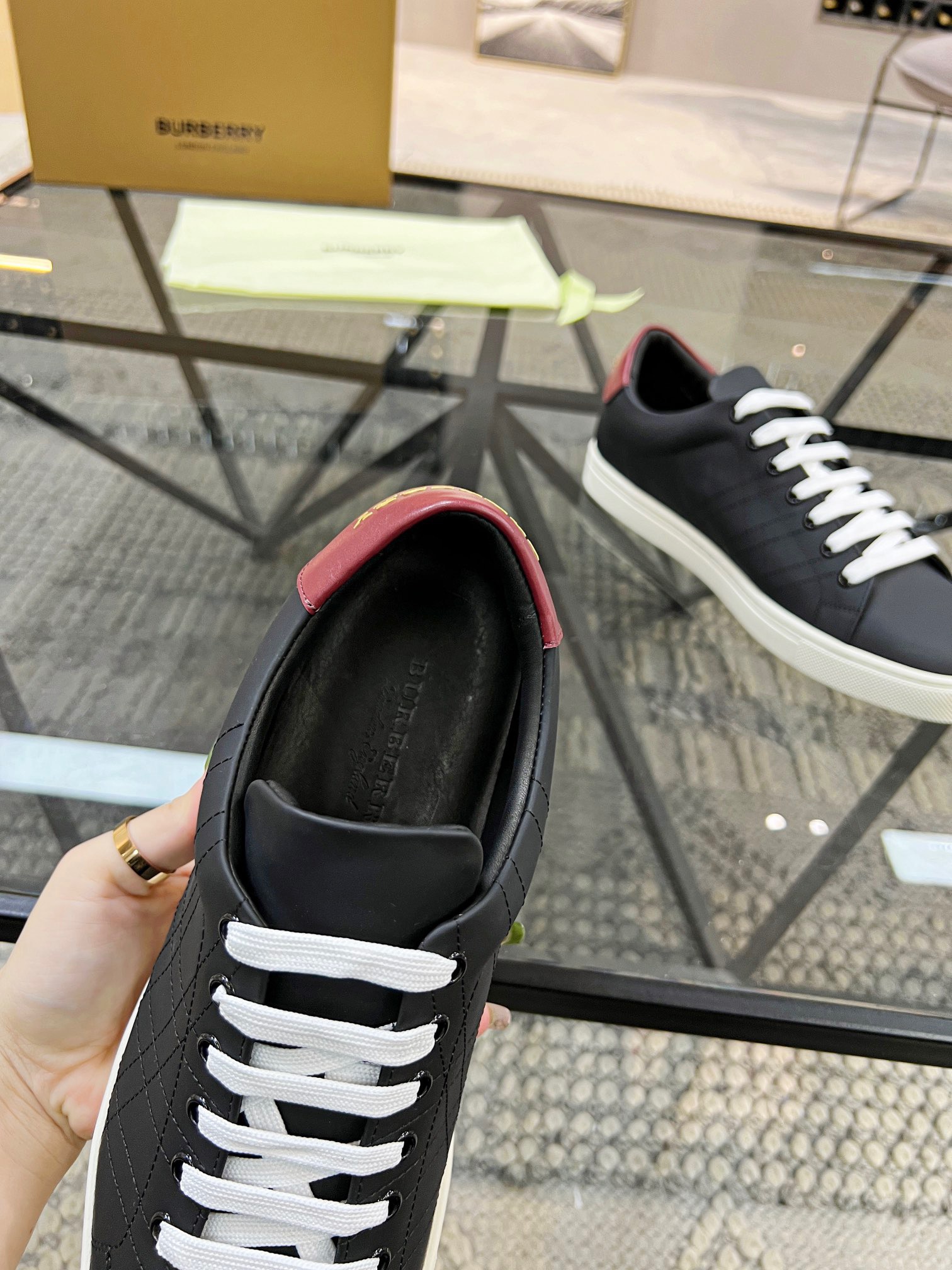 Men B*rberry Sneaker ()