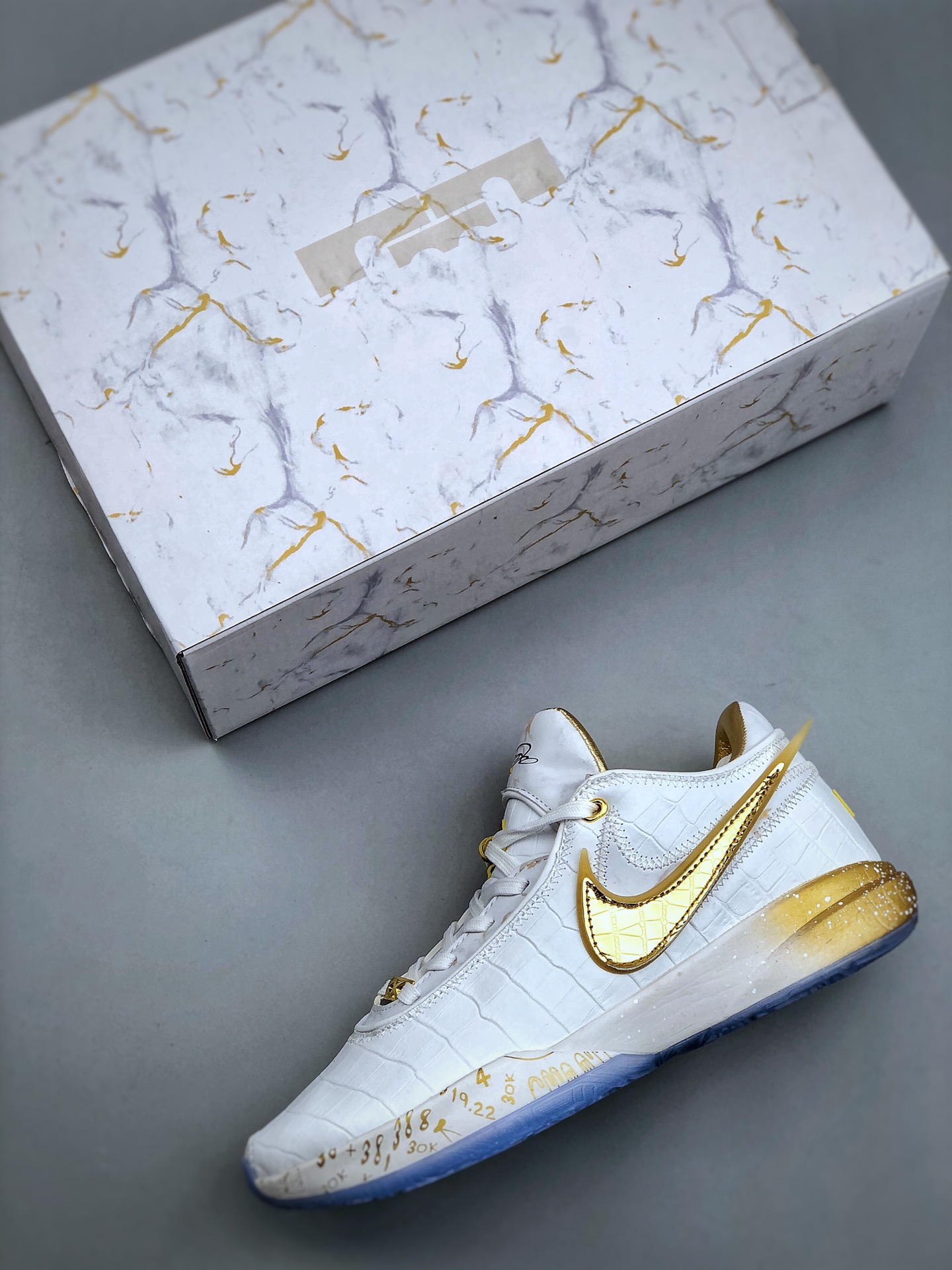 Nike lebron XX asw EP