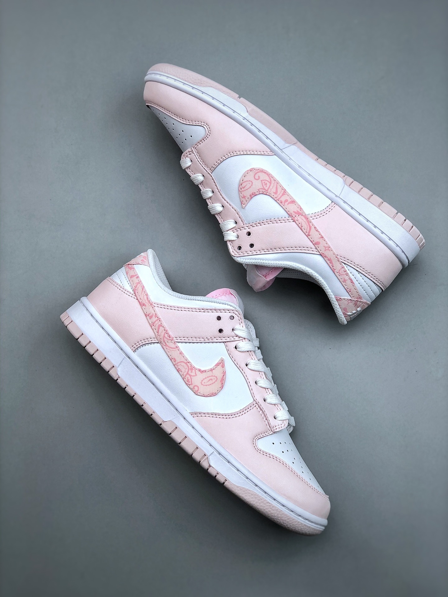 Nike SB Dunk Low