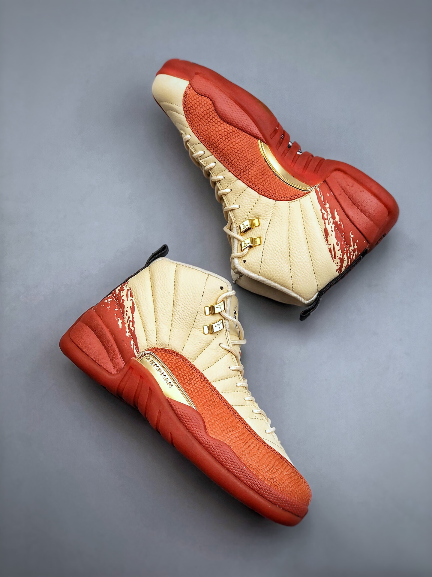 NIKE Air Jordan 12