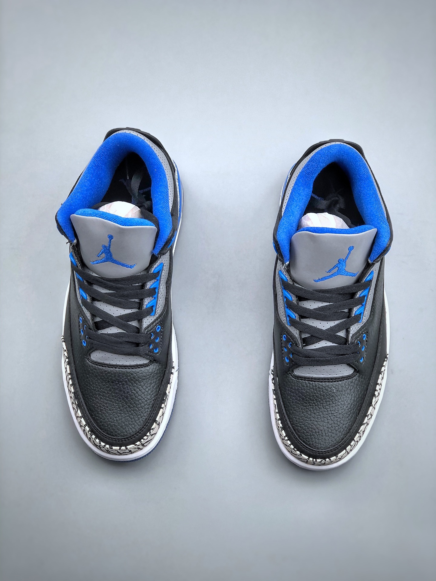 NIKE Air Jordan 3