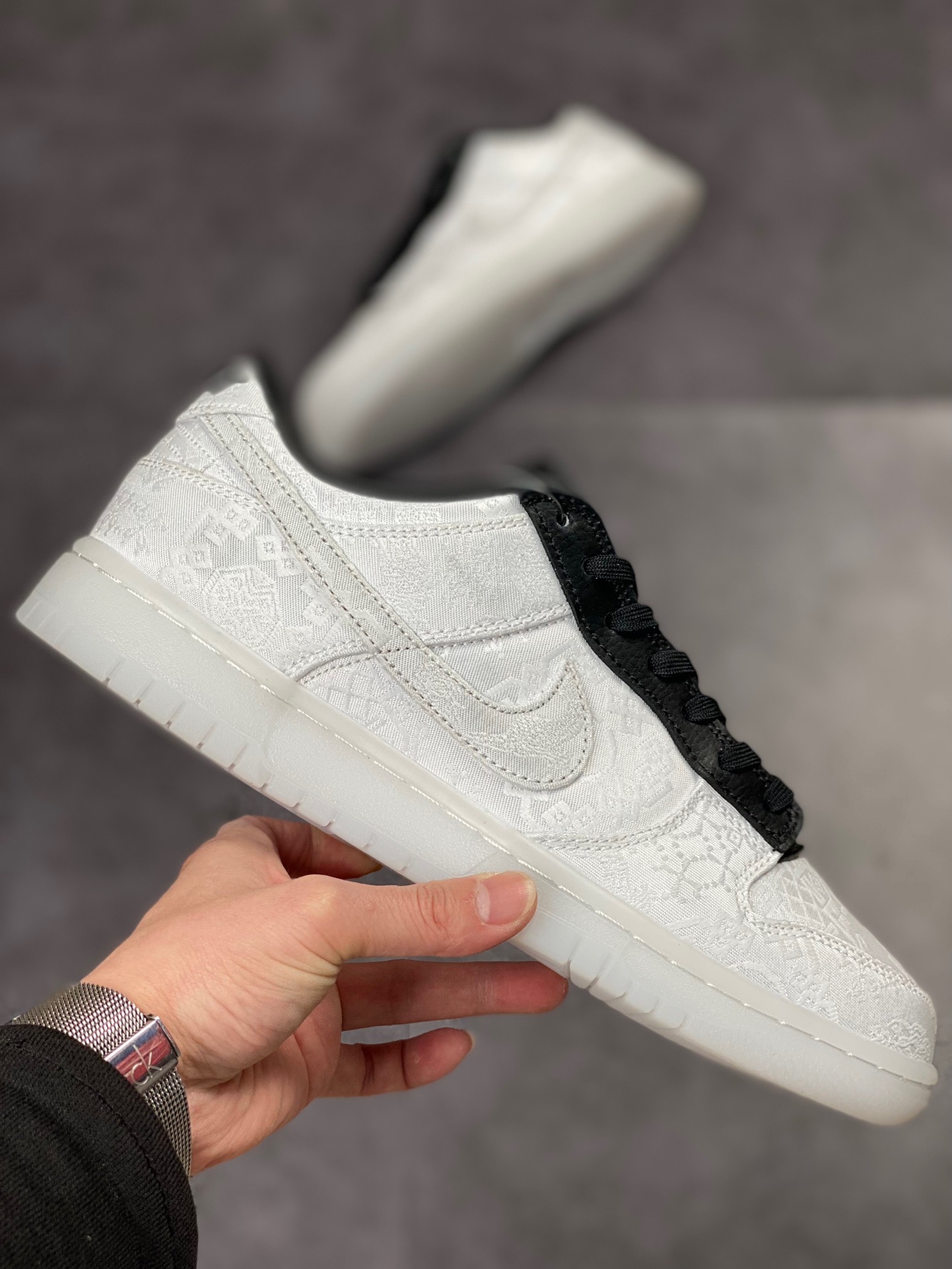 Nike SB Dunk Low