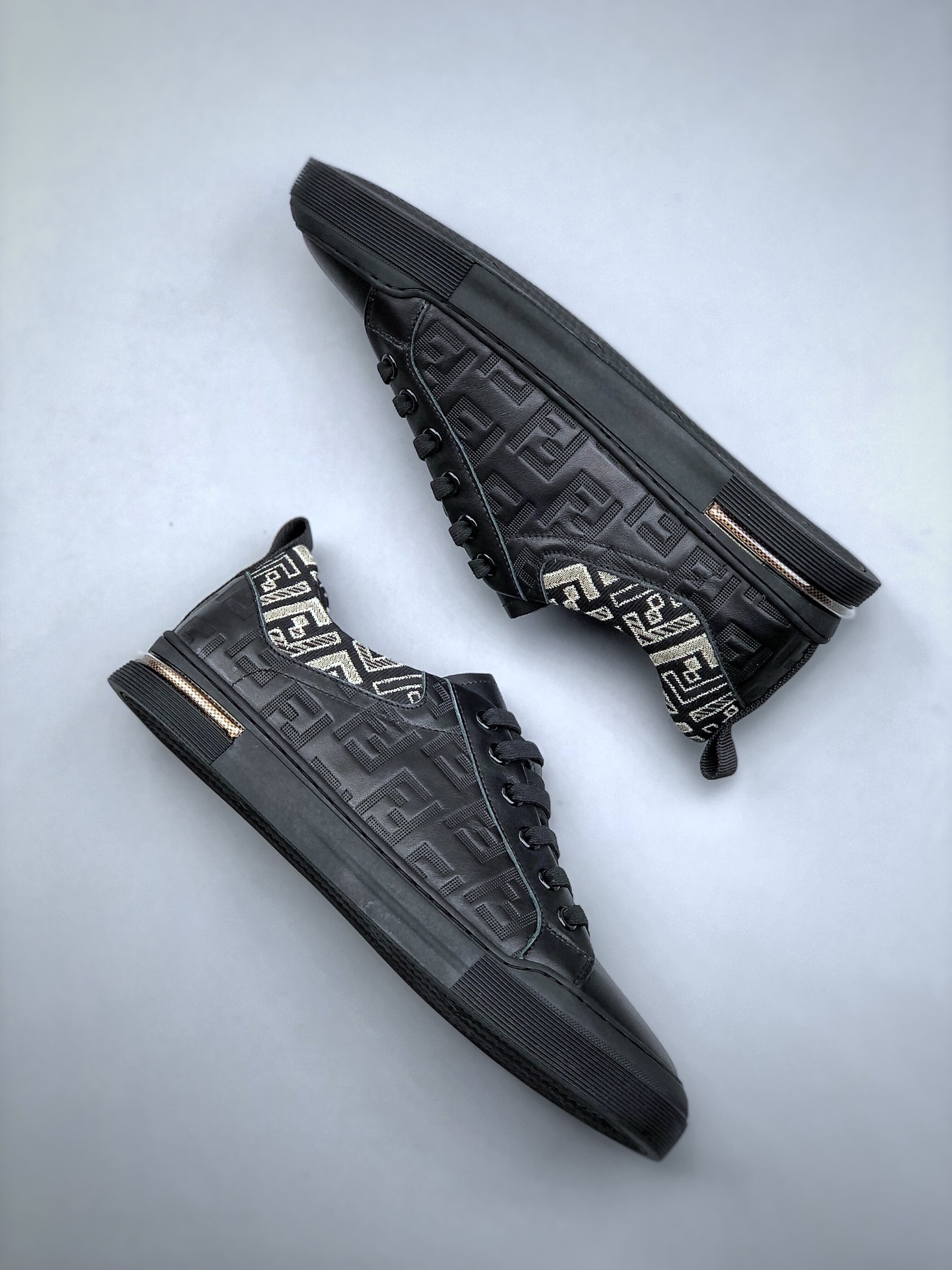 Men F*endi Top Sneaker ( )