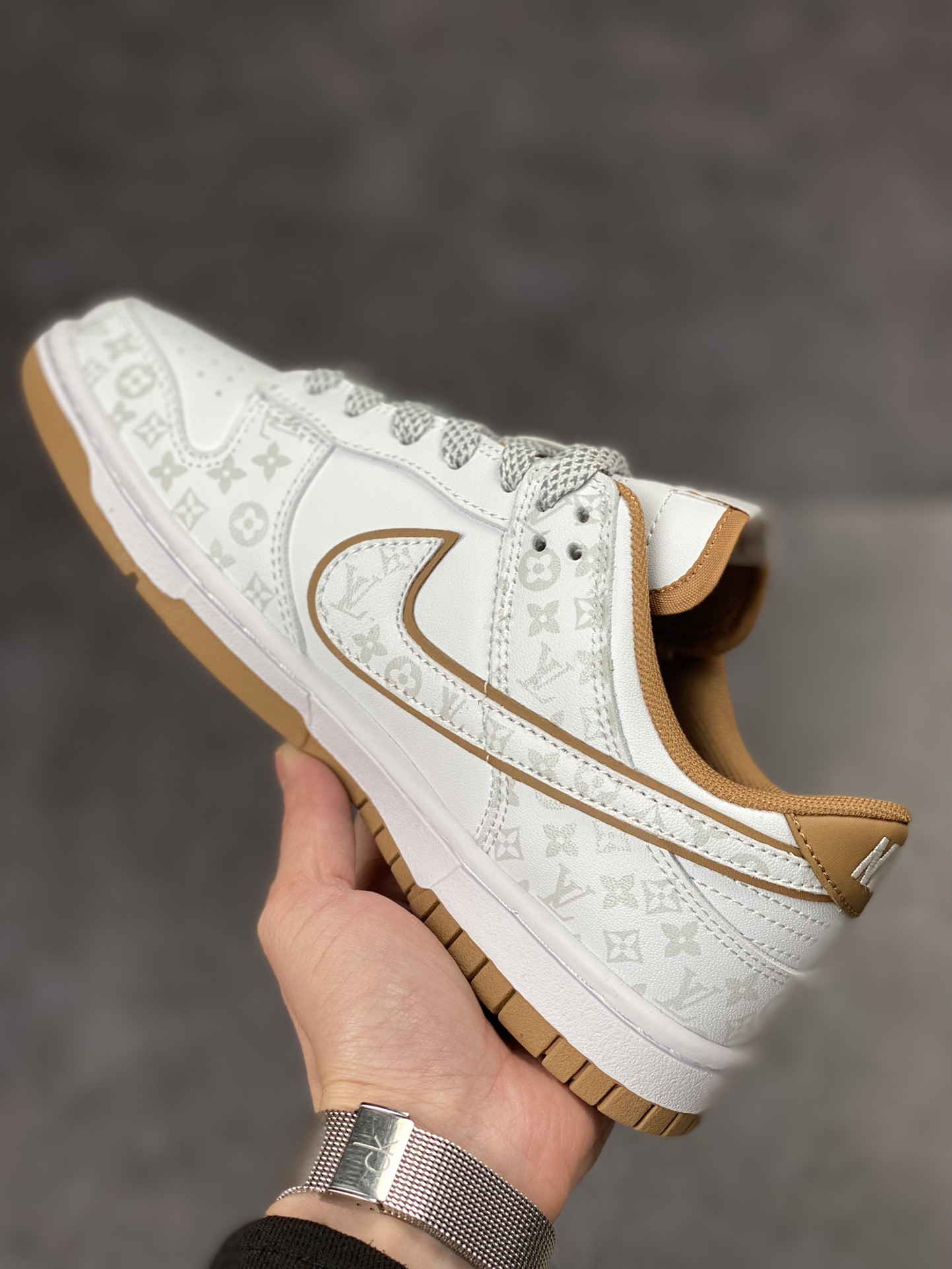 Nike SB Dunk Low