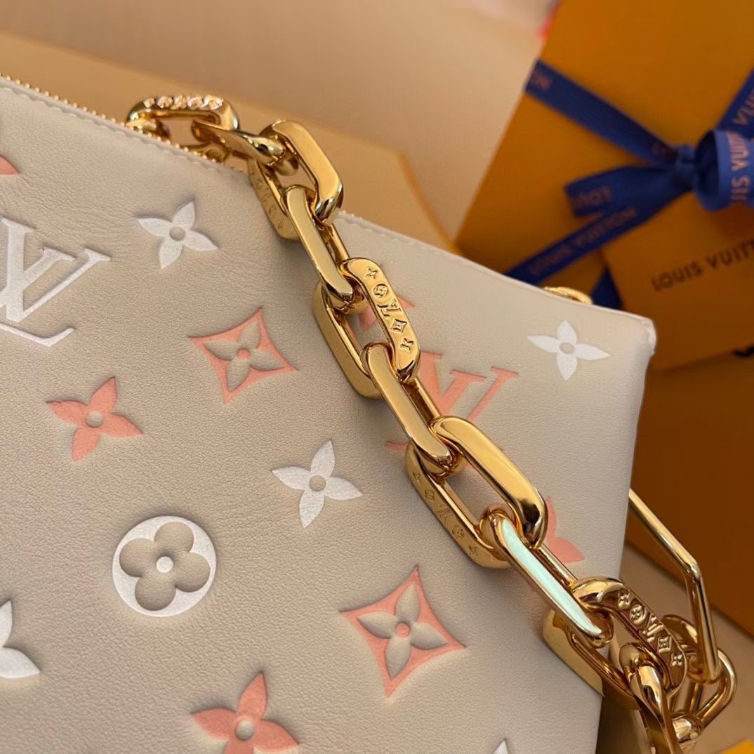 L*ouis V*uitton M22398 Top Bag