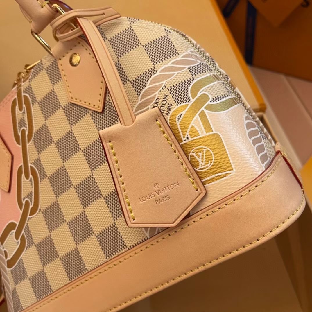 L*ouis V*uitton Top Bag