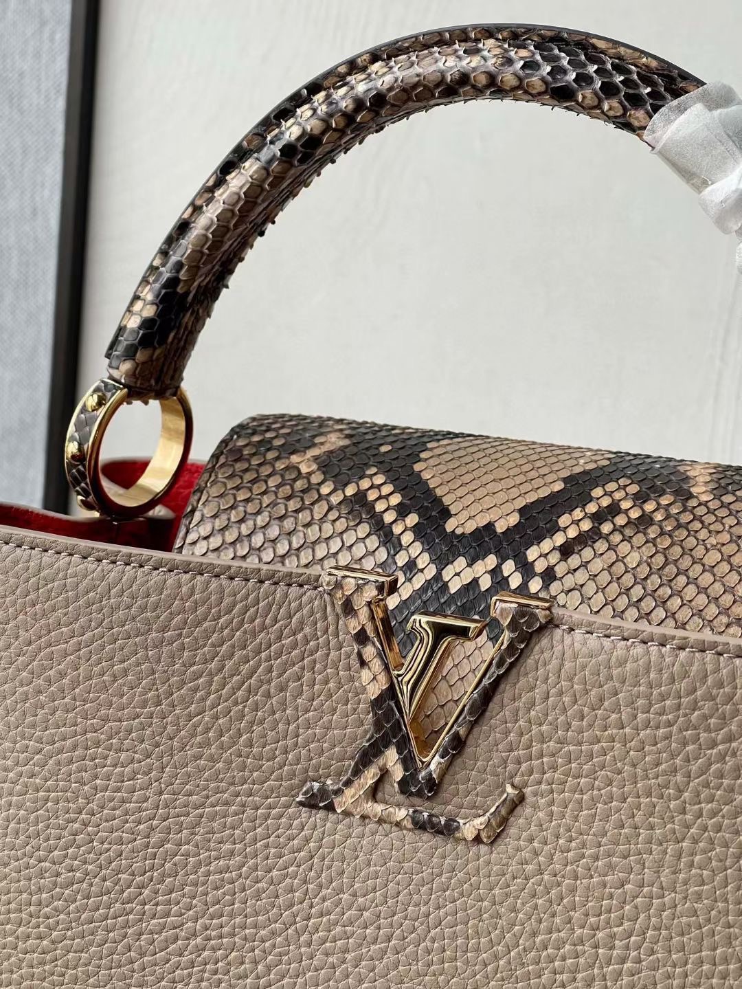 L*ouis V*uitton Top Bag