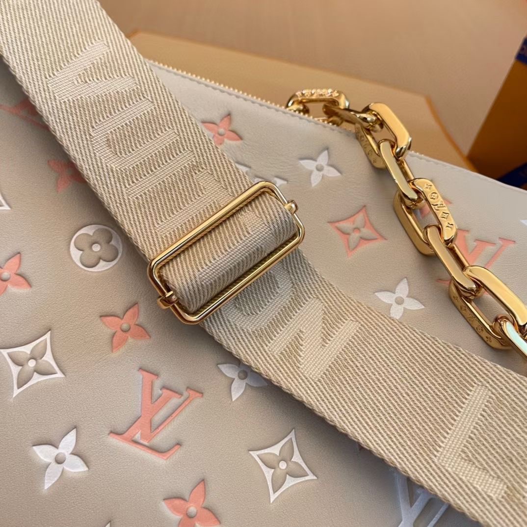 L*ouis V*uitton M22398 Top Bag