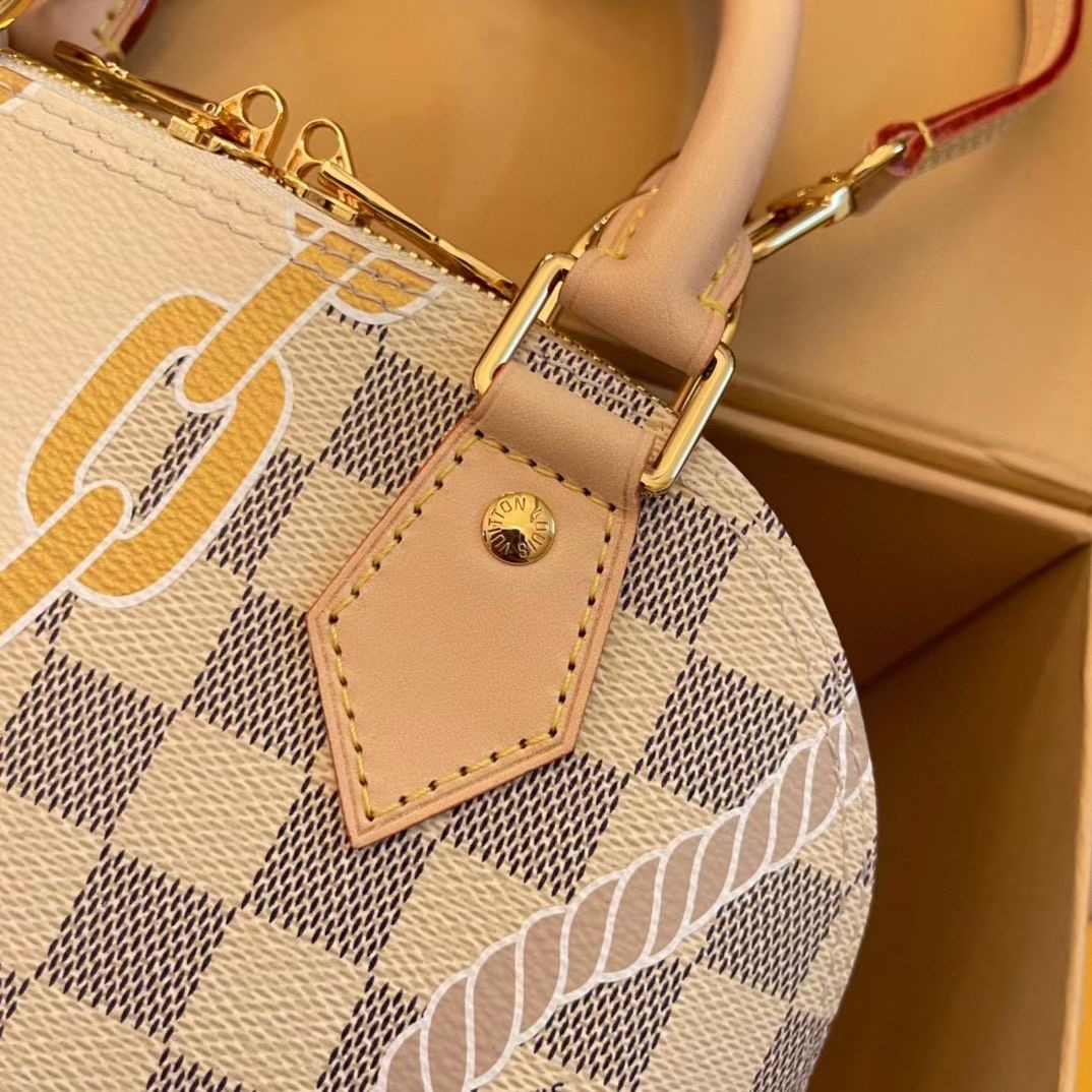L*ouis V*uitton Top Bag