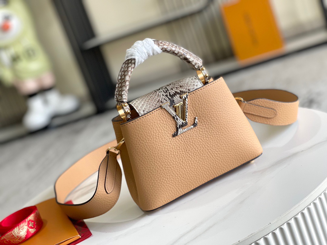 L*ouis V*uitton Top Bag