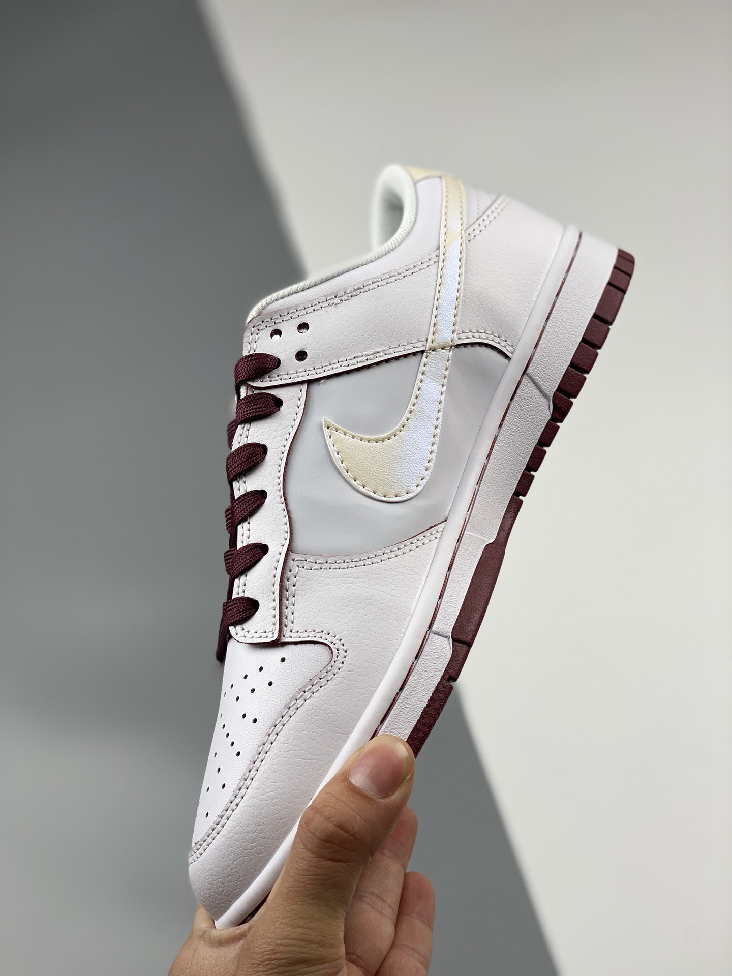 Nike SB Dunk Low
