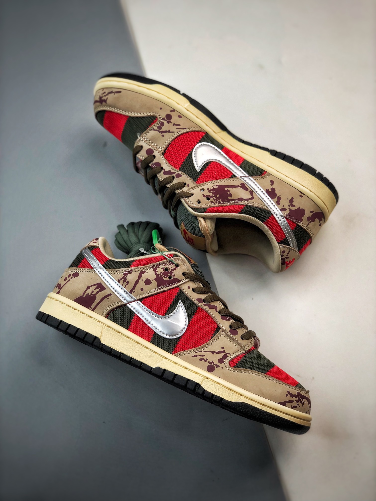 Nike SB Dunk Low