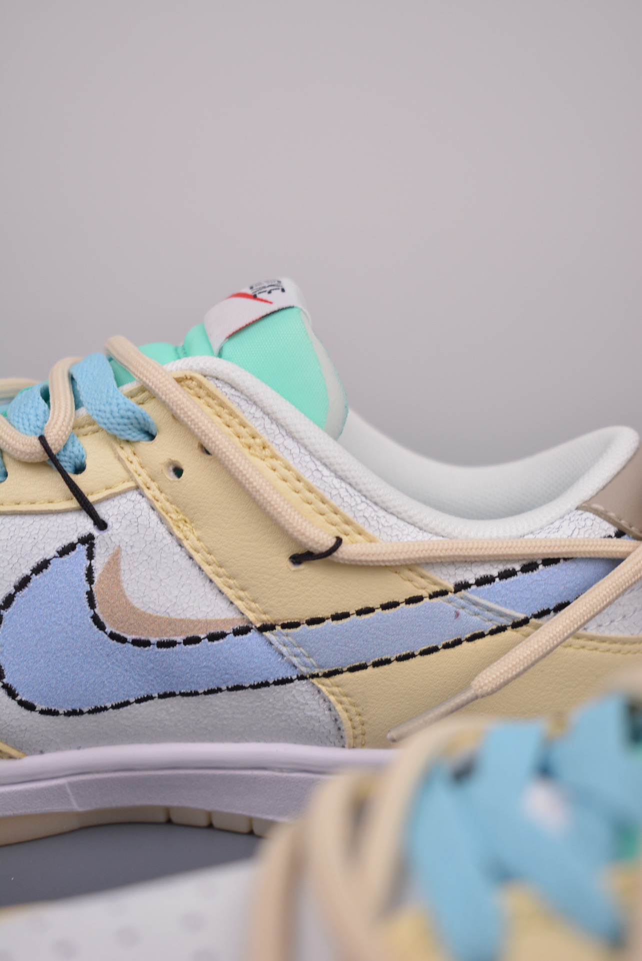 Nike SB Dunk Low