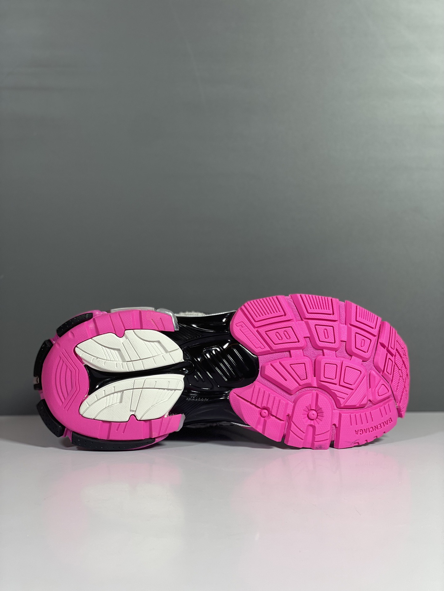 B*alenciaga Top Sneakers