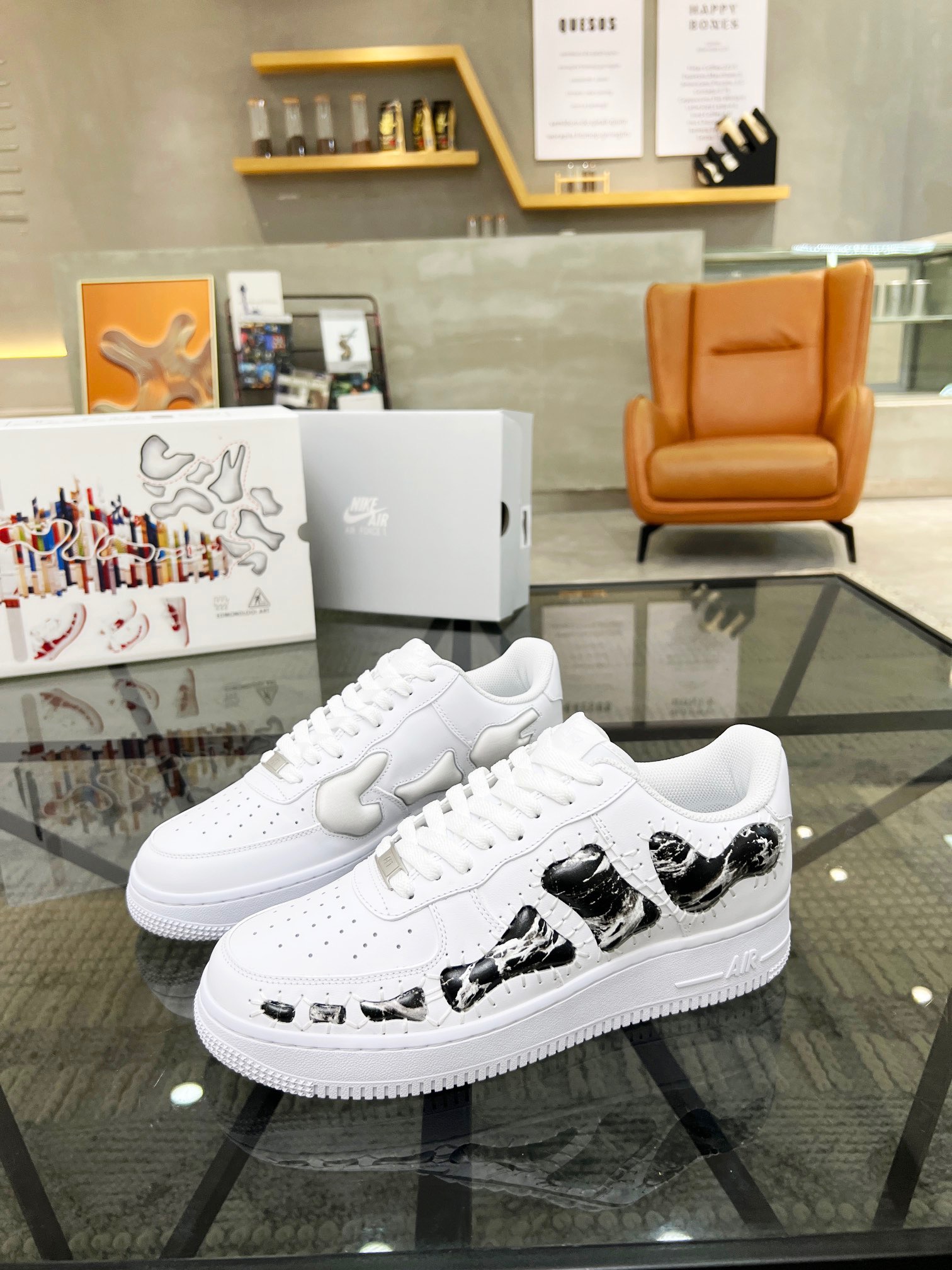 Nike Air Force 1