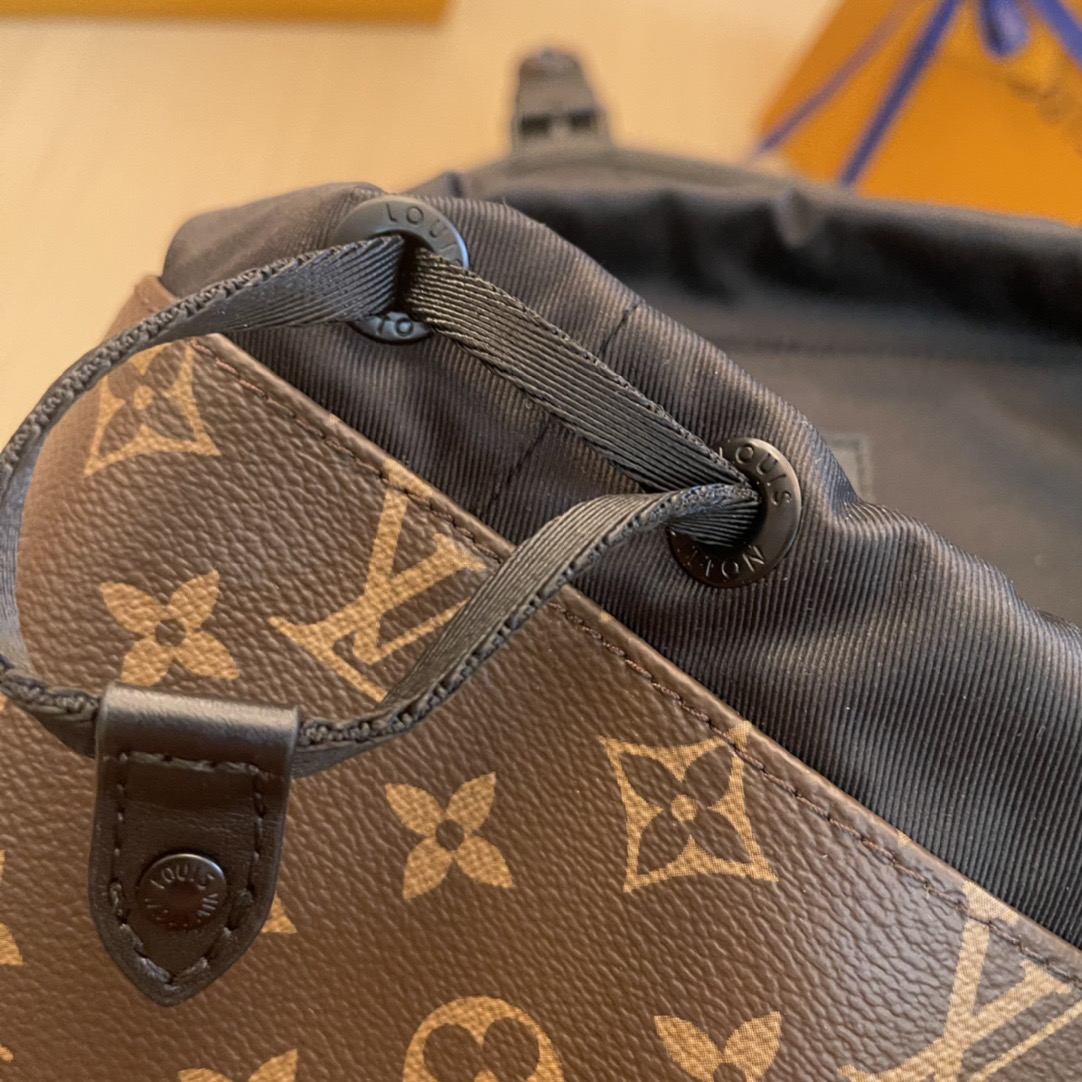 L*ouis V*uitton Top Bag