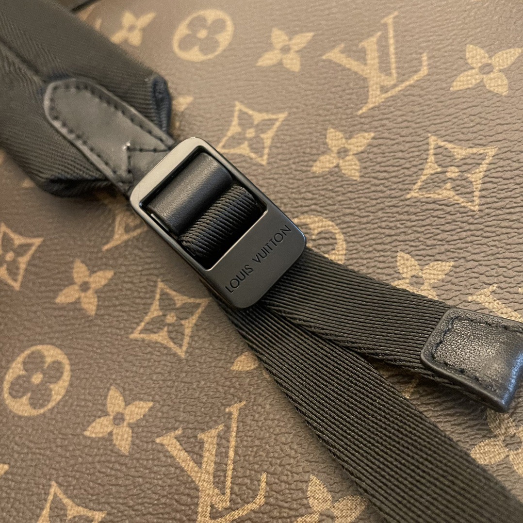 L*ouis V*uitton Top Bag