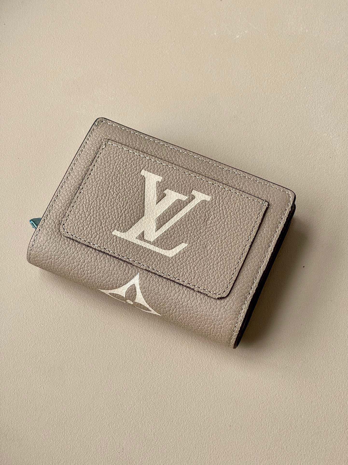 L*ouis V*uitton Top Bag