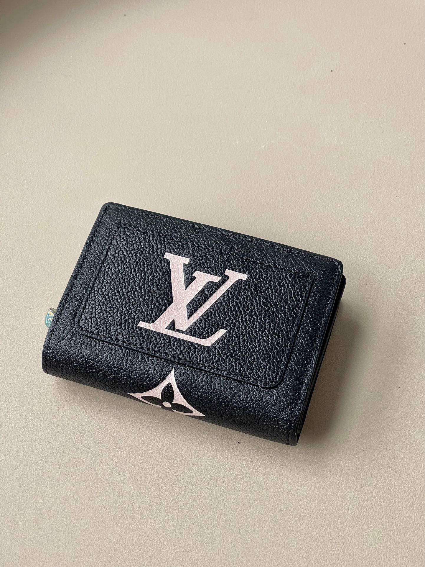 L*ouis V*uitton Top Bag
