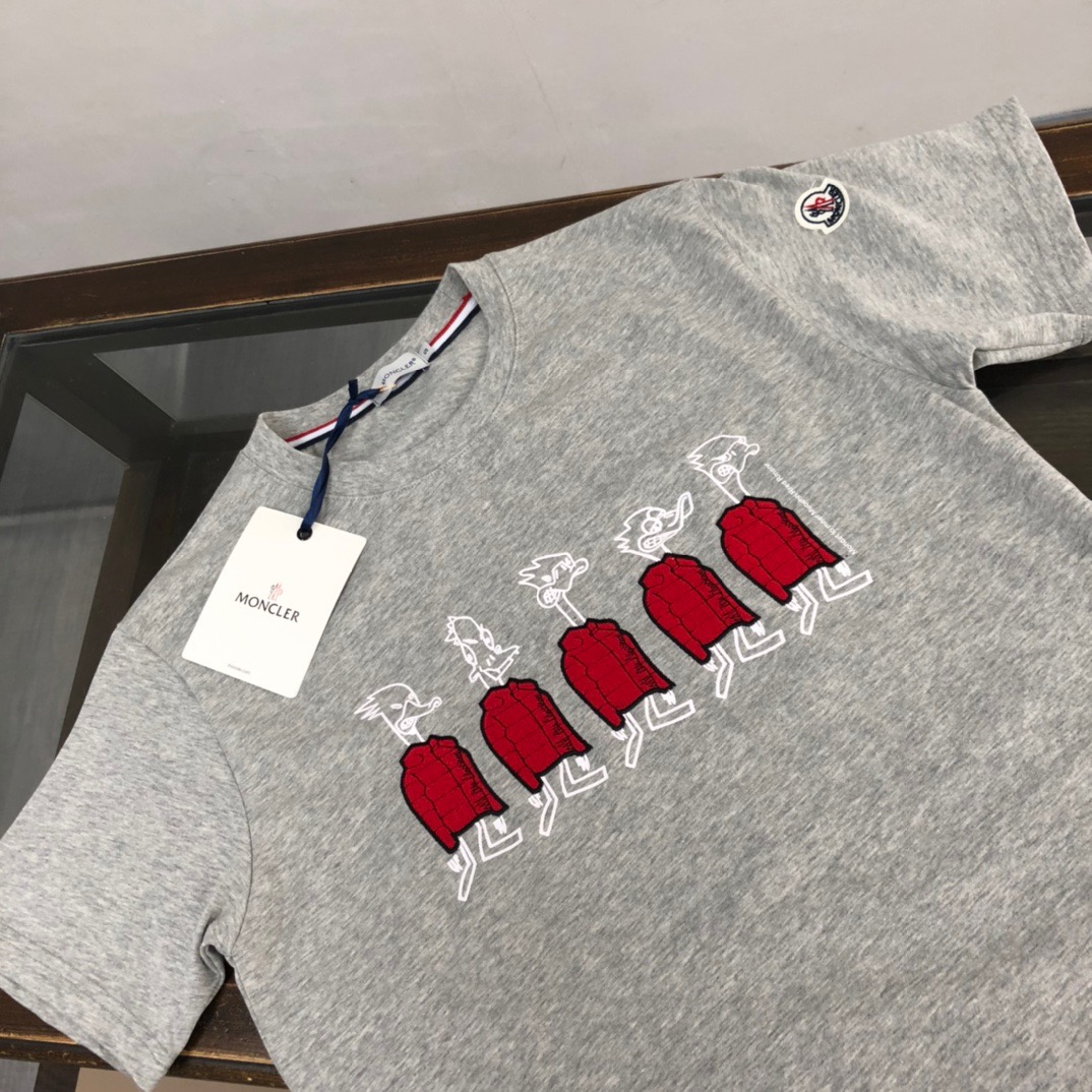 Men T-shirt Top Quality 2023