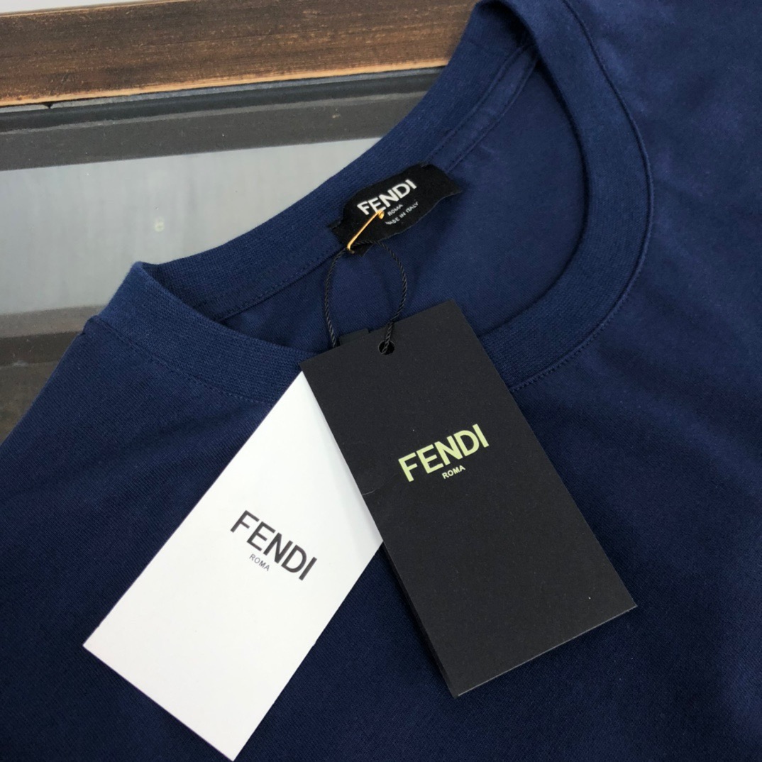Men T-shirt Top Quality 2023
