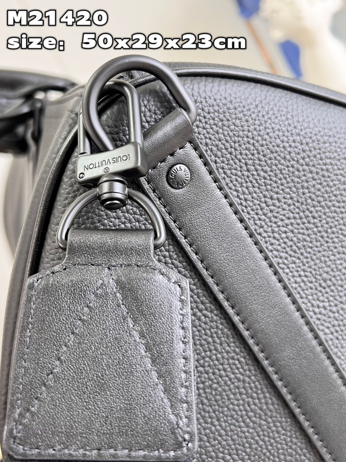 L*ouis V*uitton Top Bag