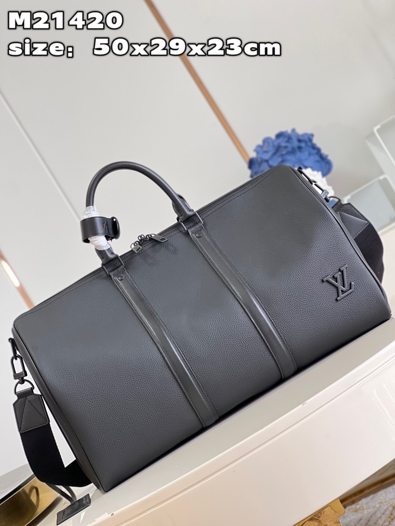 L*ouis V*uitton Top Bag