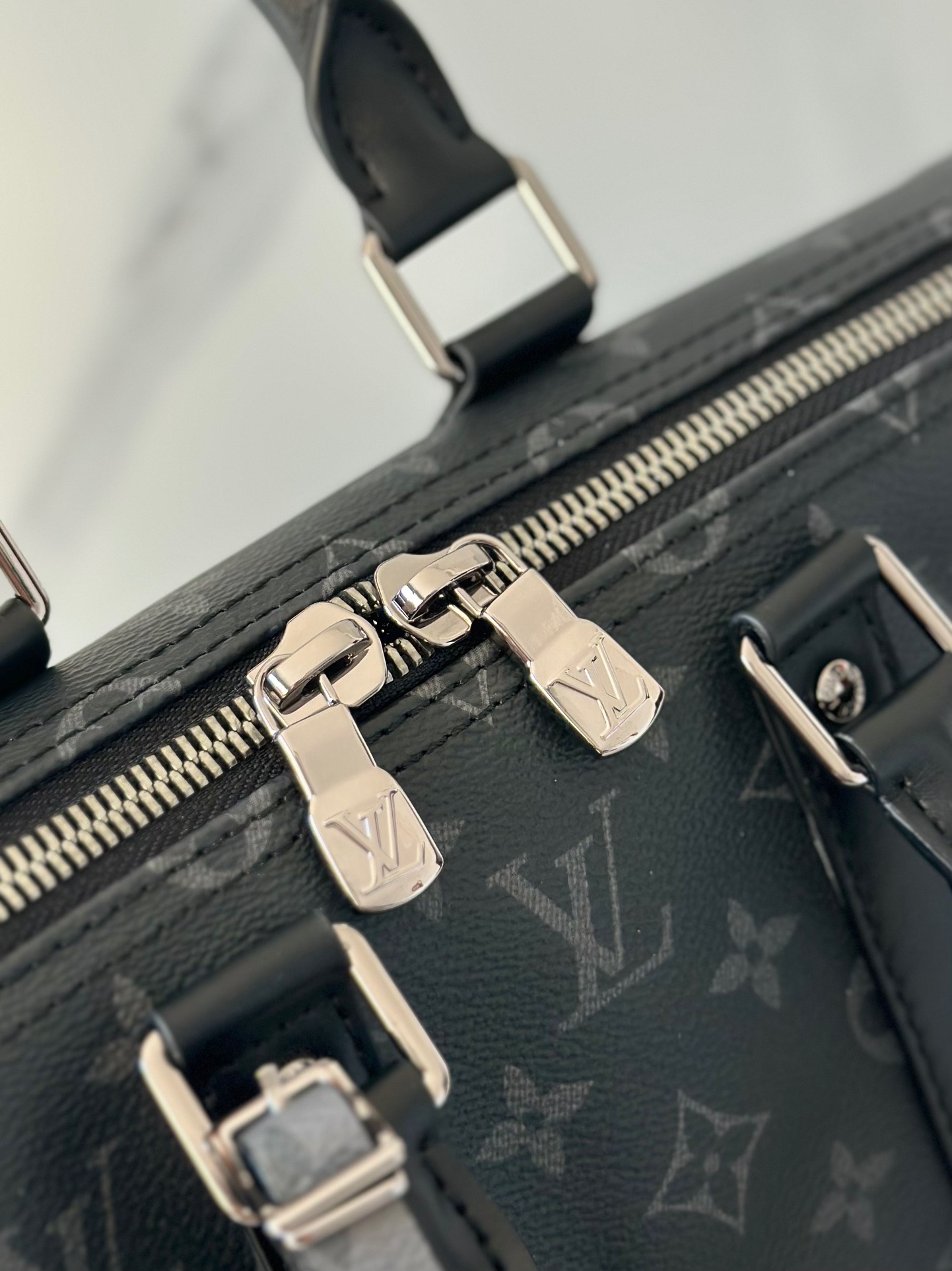 L*ouis V*uitton Top Bag