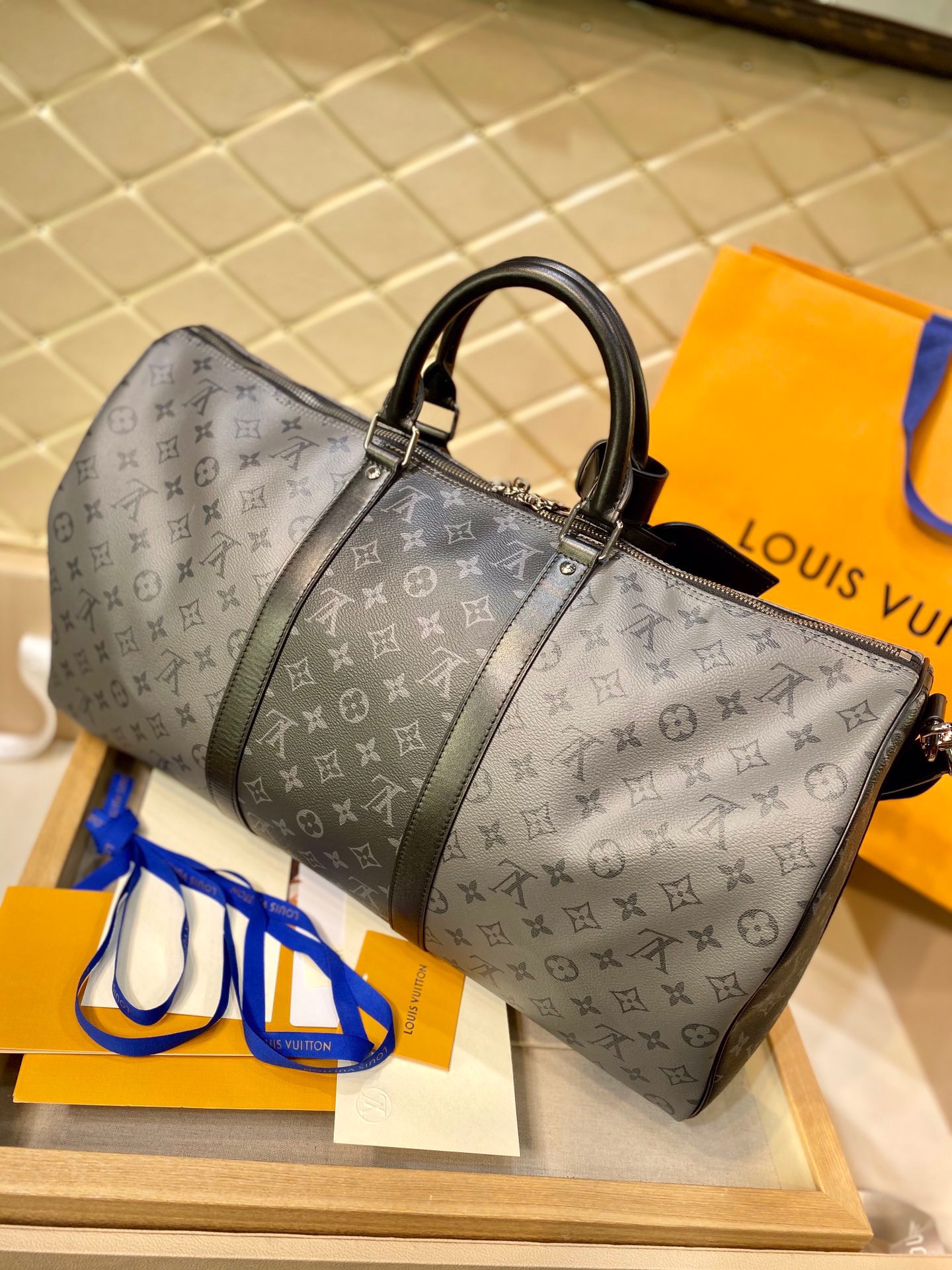 L*ouis V*uitton Top Bag