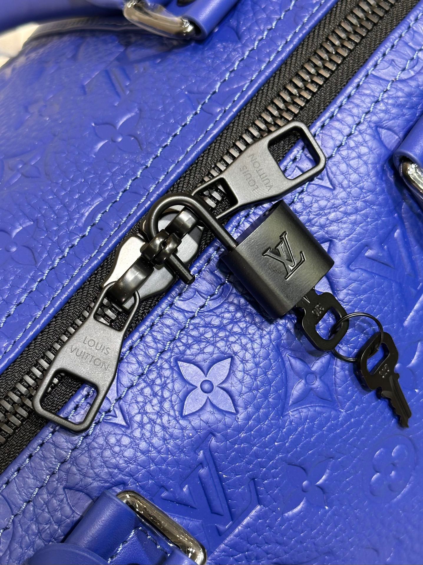 L*ouis V*uitton Top Bag