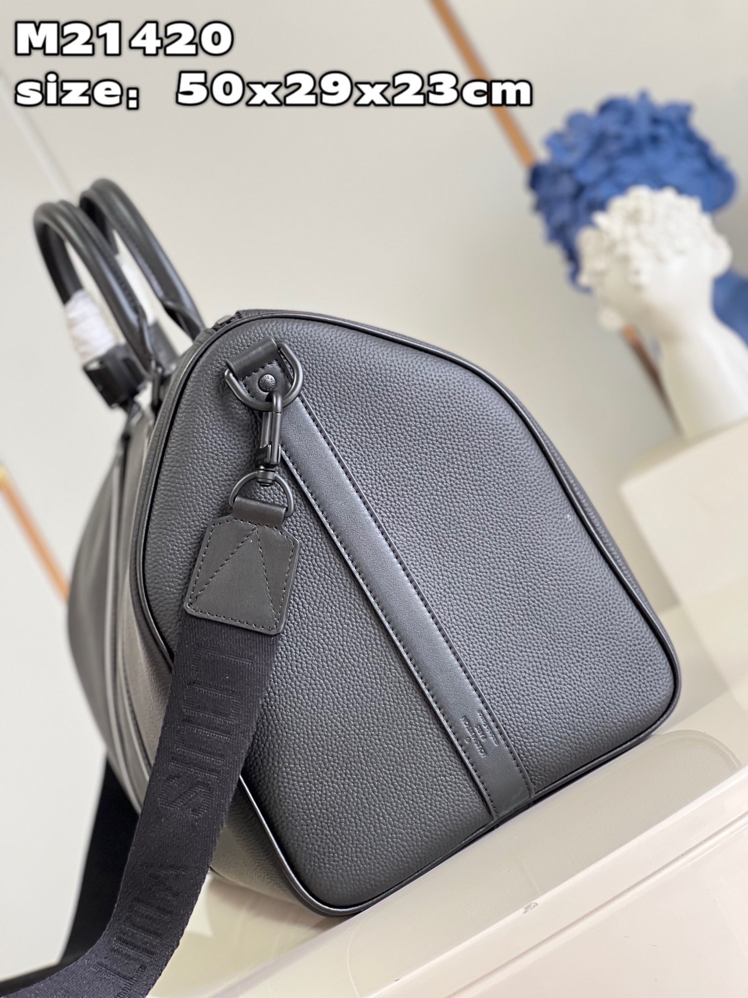 L*ouis V*uitton Top Bag