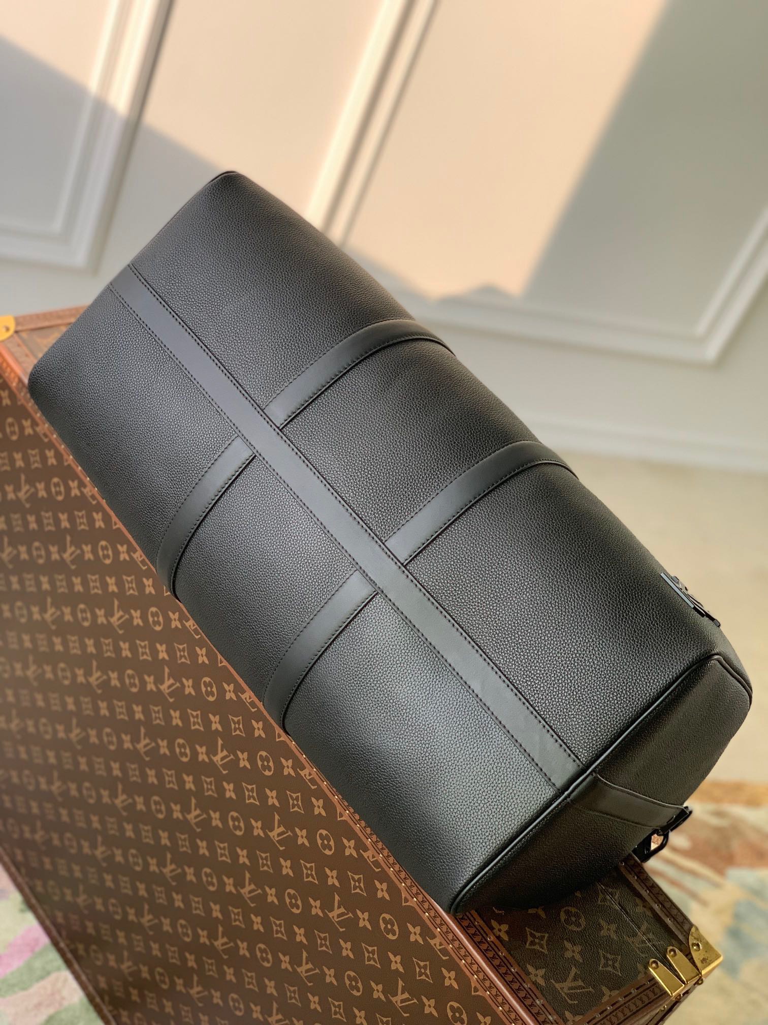 L*ouis V*uitton Top Bag