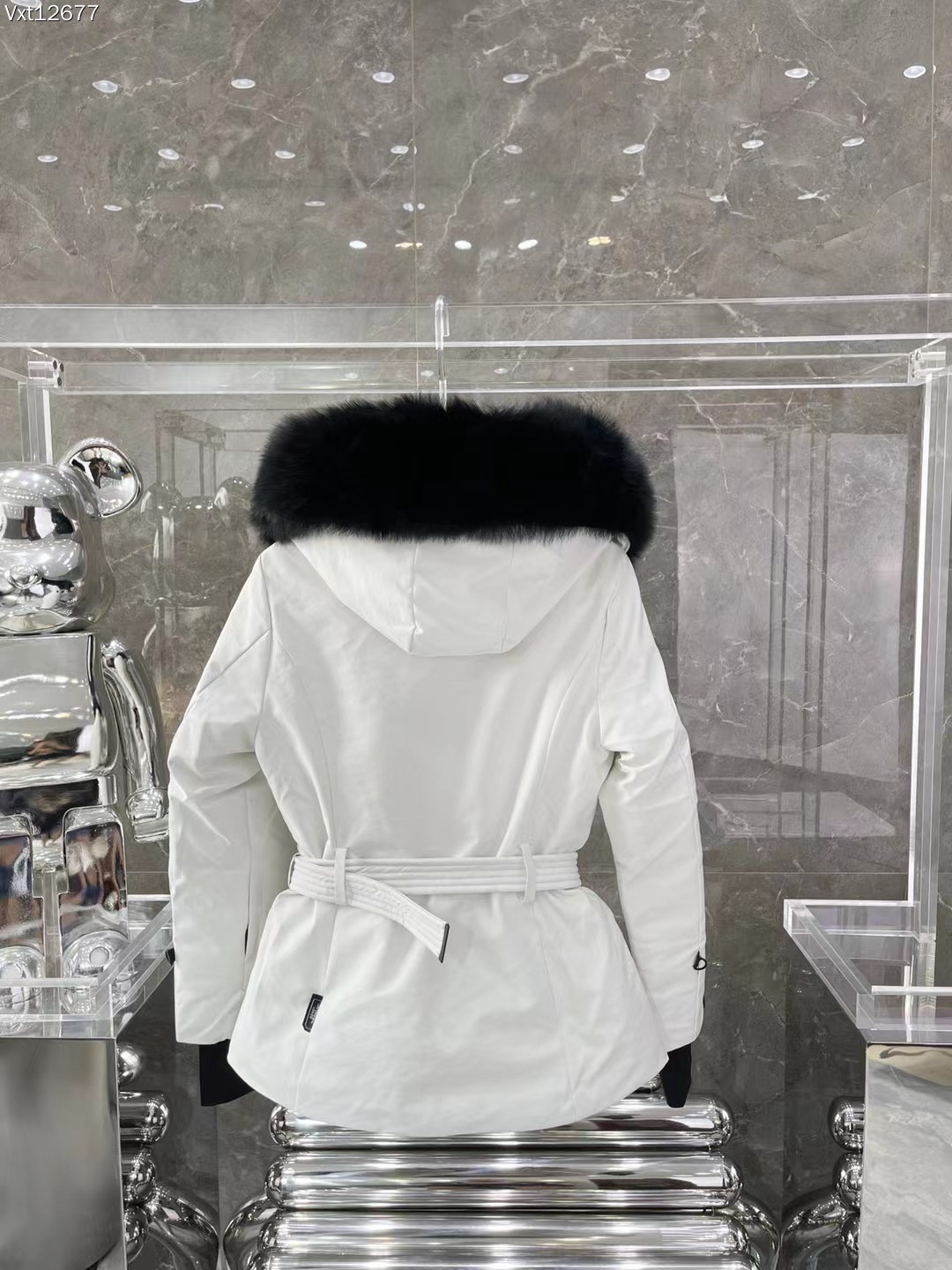 Women Jacket/Sweater Top Quality