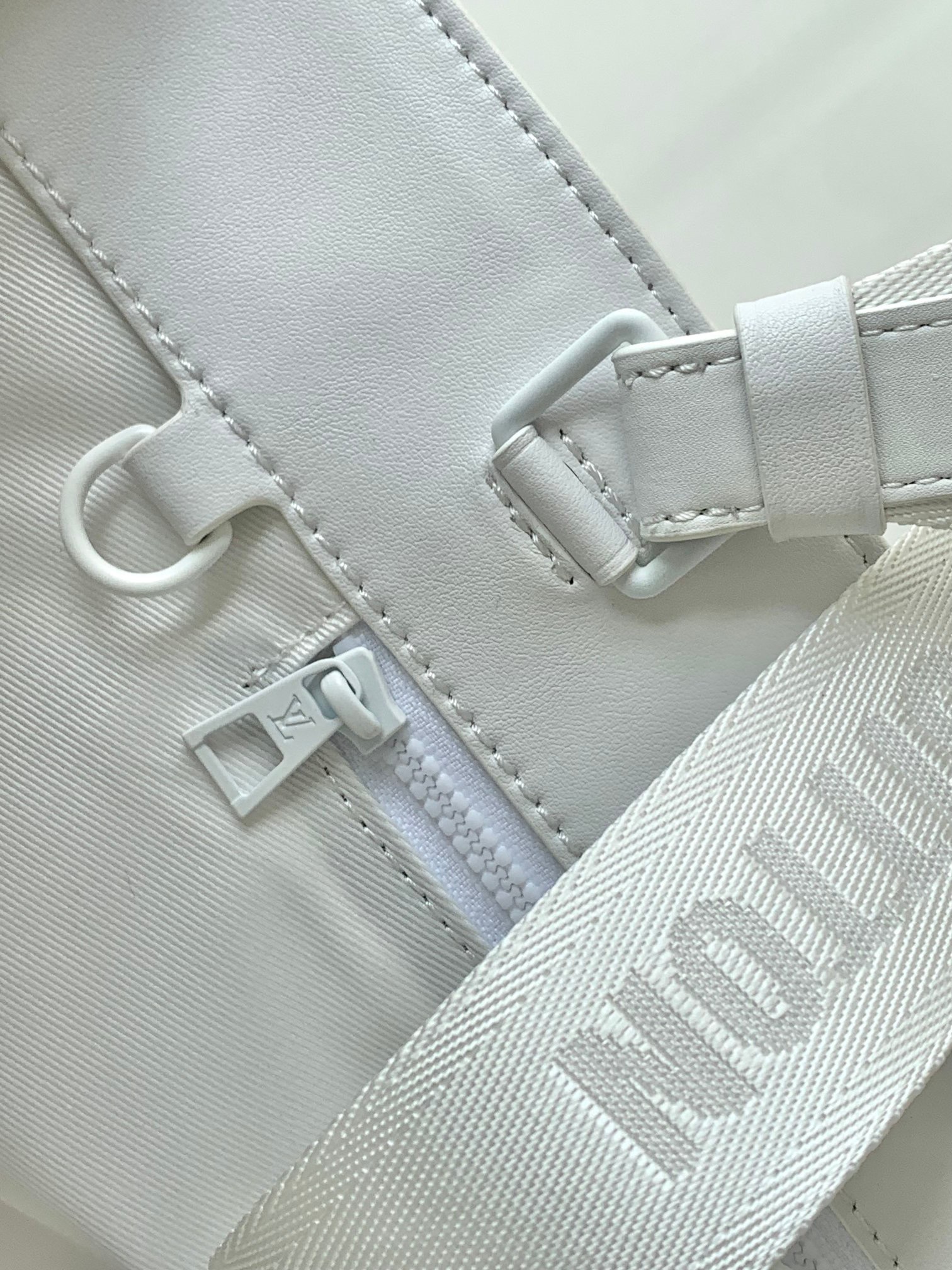 L*ouis V*uitton Top Bag