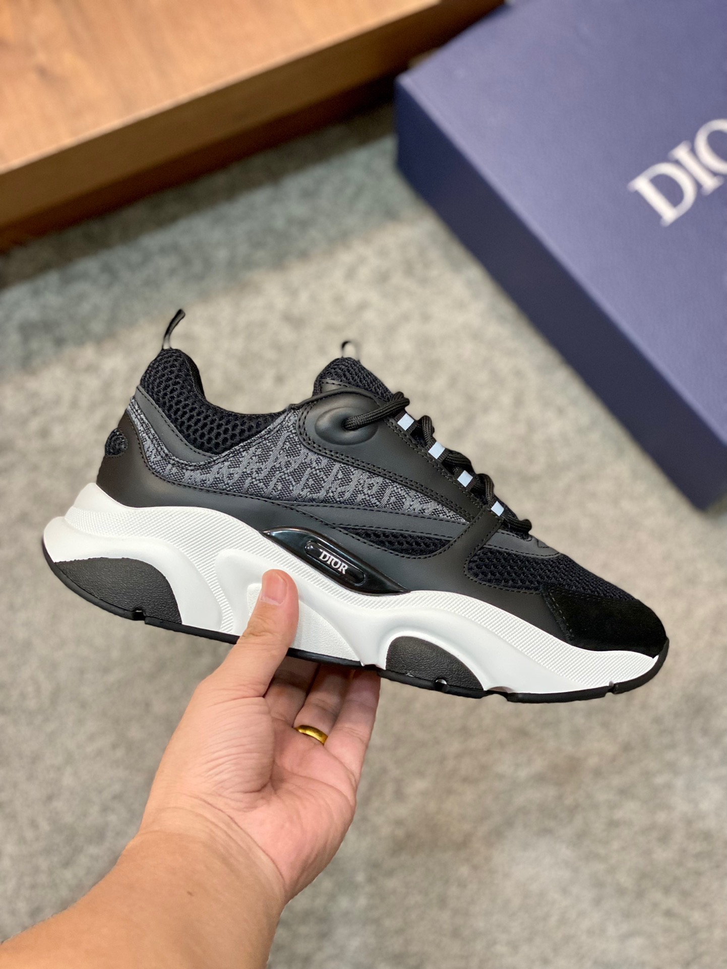 Men D*ior Top Sneaker