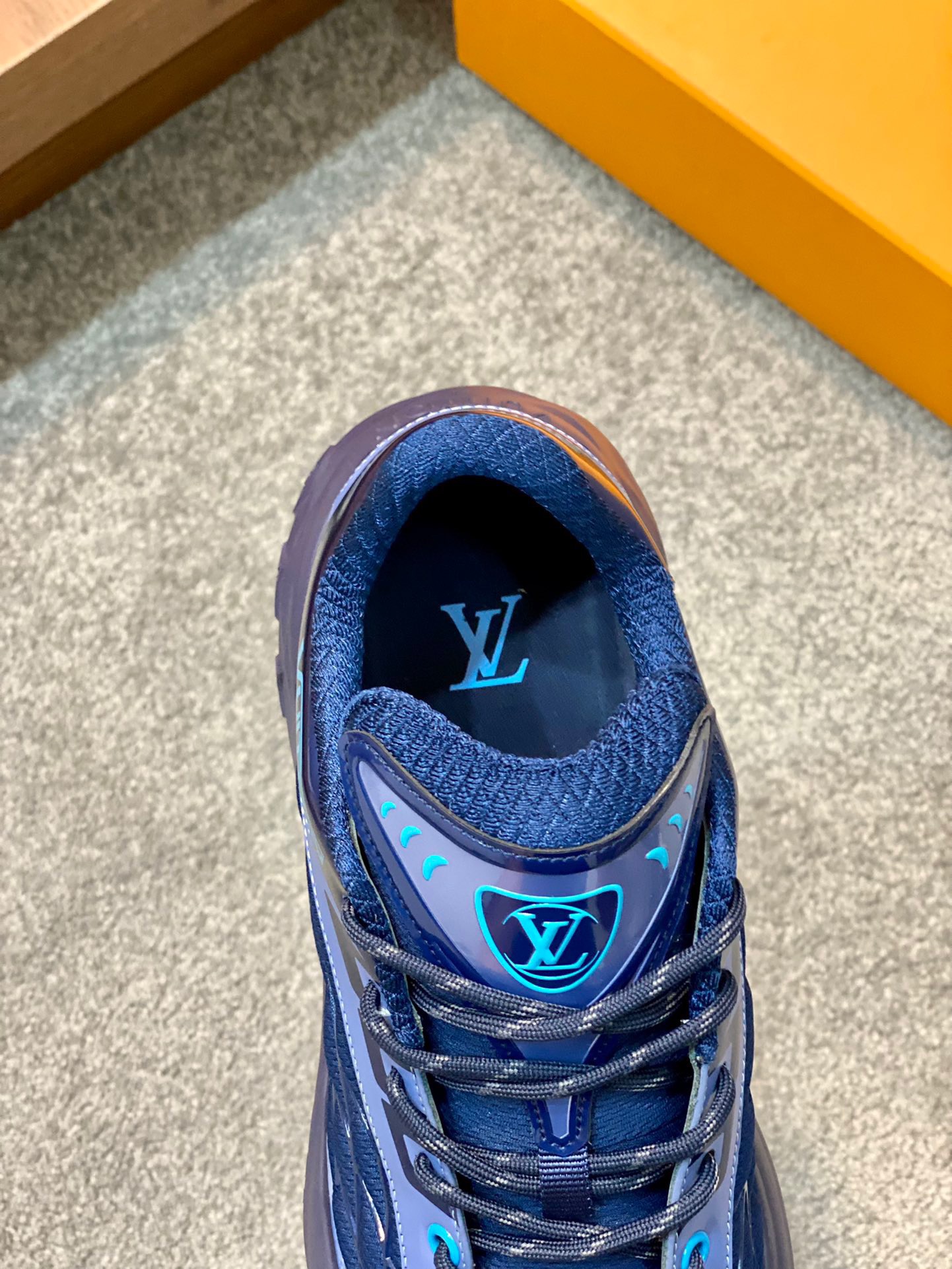 Men L*ouis V*uitton Top Sneaker