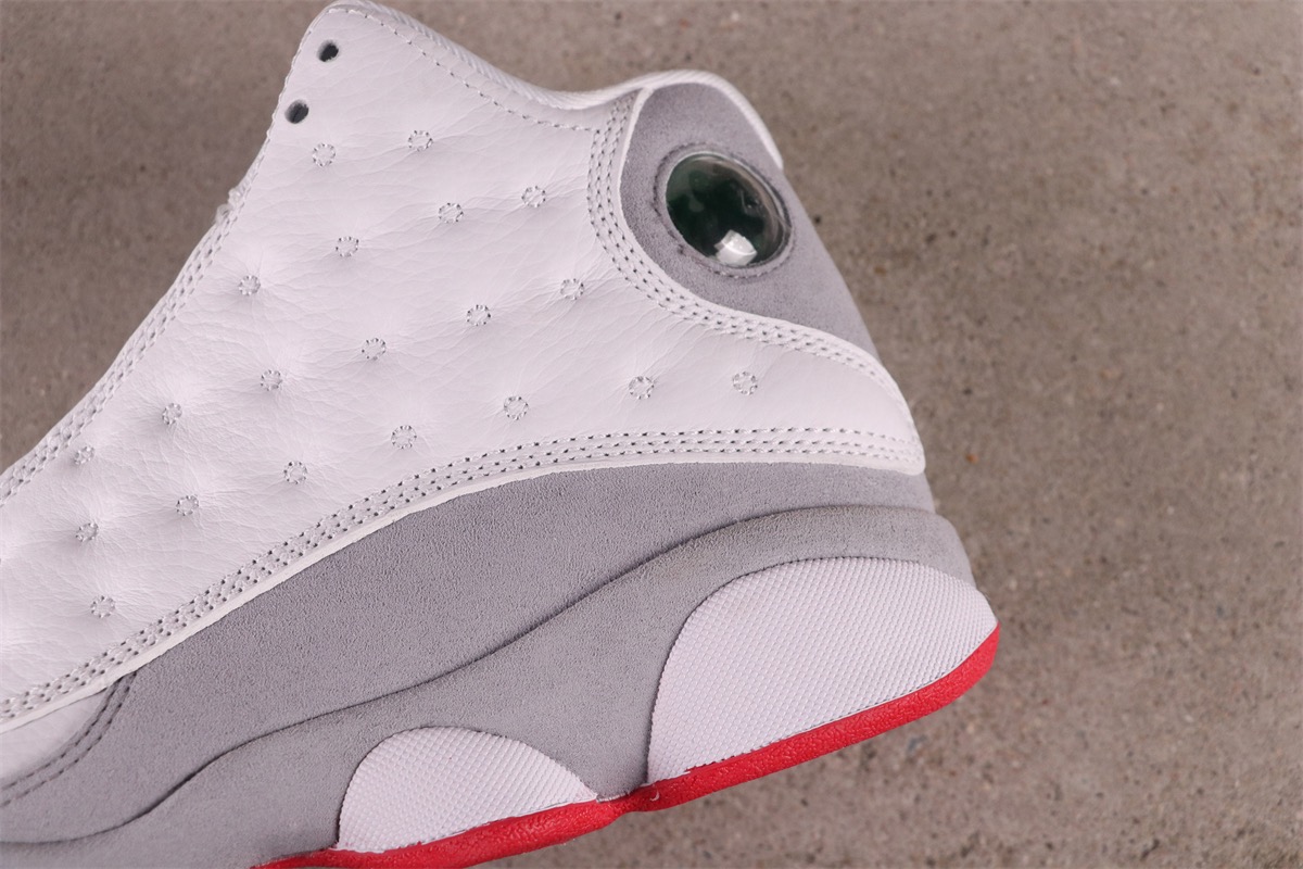 Air Jordan 13