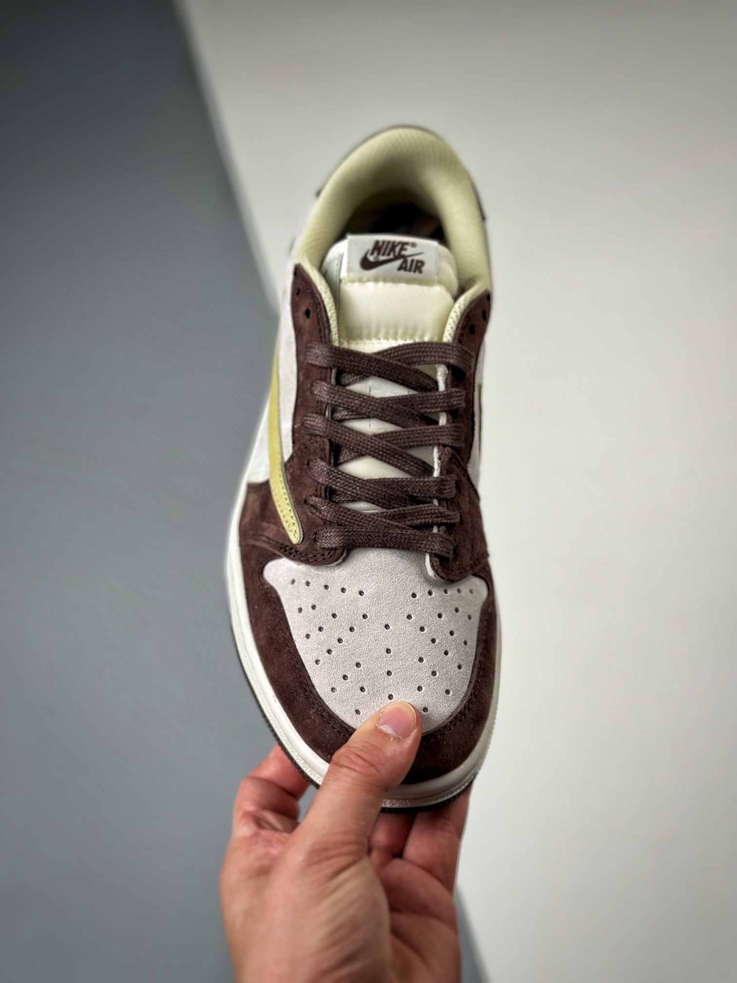 Air Jordan 1